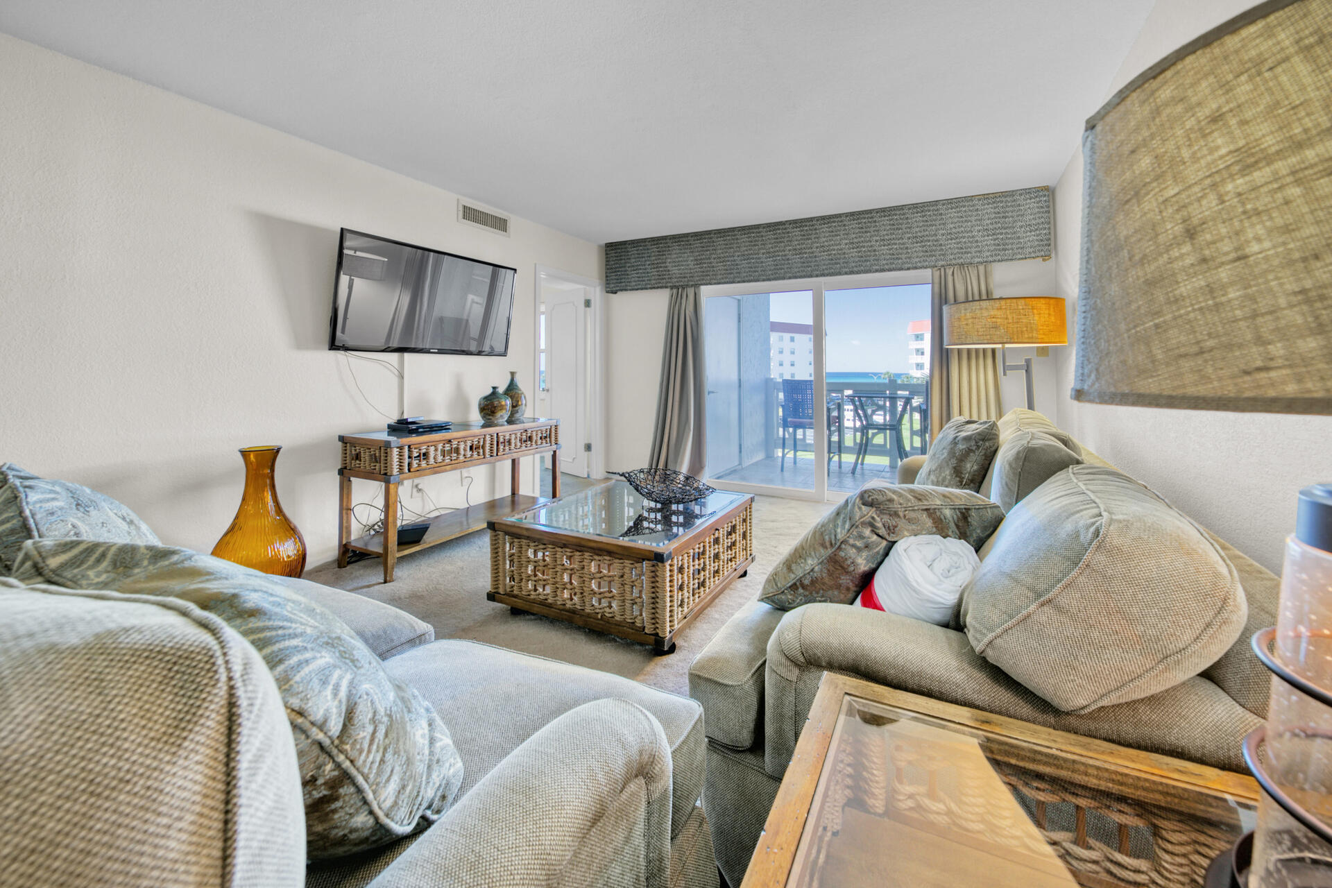 EL MATADOR CONDO - Residential