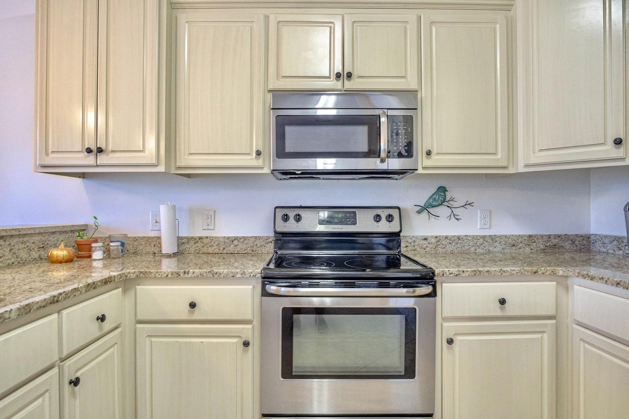 ANNABELLA'S TOWNHOMES - Residential