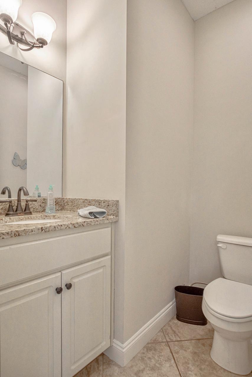 ANNABELLA'S TOWNHOMES - Residential