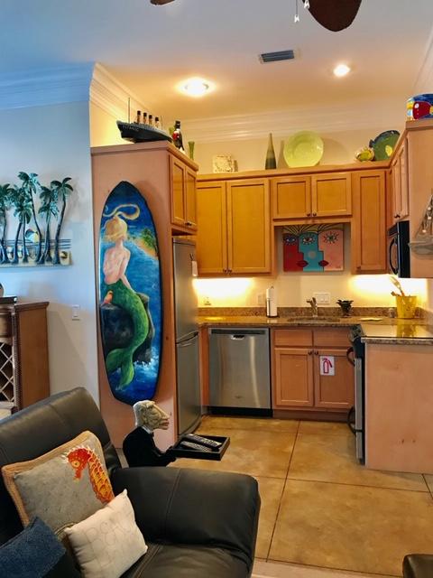 LAGUNA LEGEND TOWNHOMES - Residential