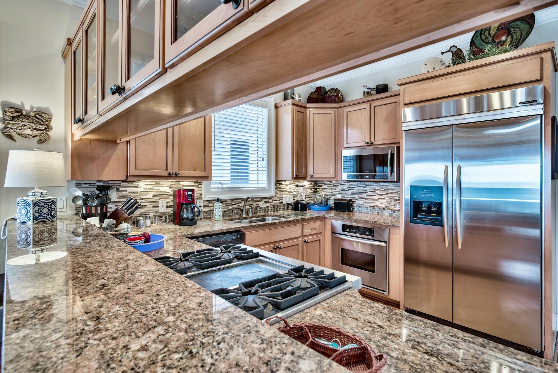 LAGUNA LEGEND TOWNHOMES - Residential