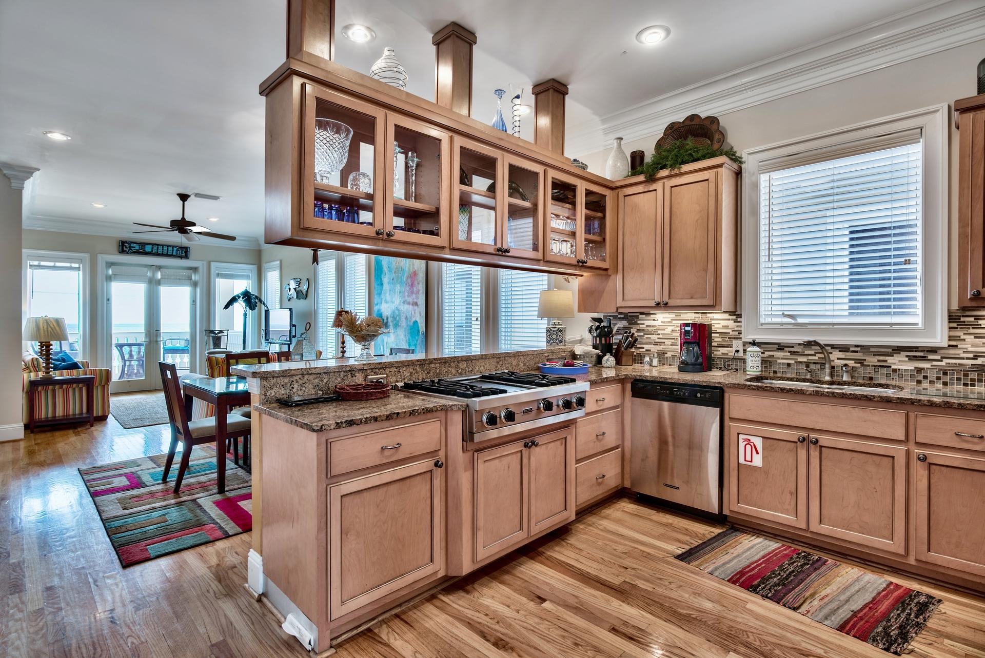 LAGUNA LEGEND TOWNHOMES - Residential