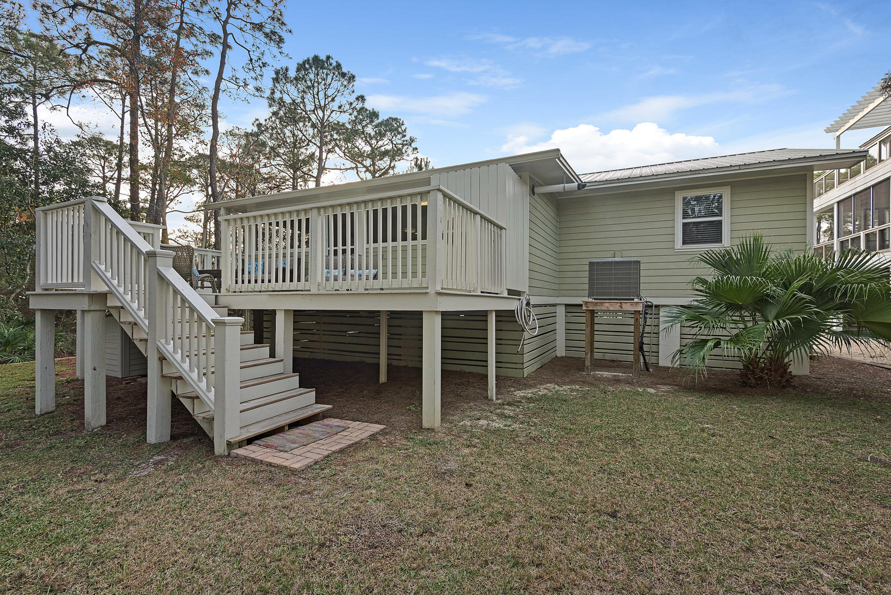 GULF SHORE MANOR - Residential