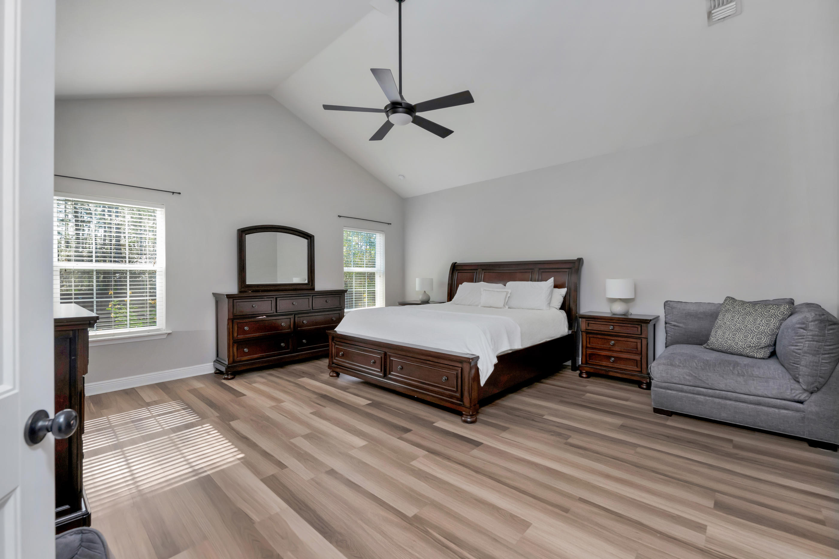 HOLLEY BY THE SEA - Residential