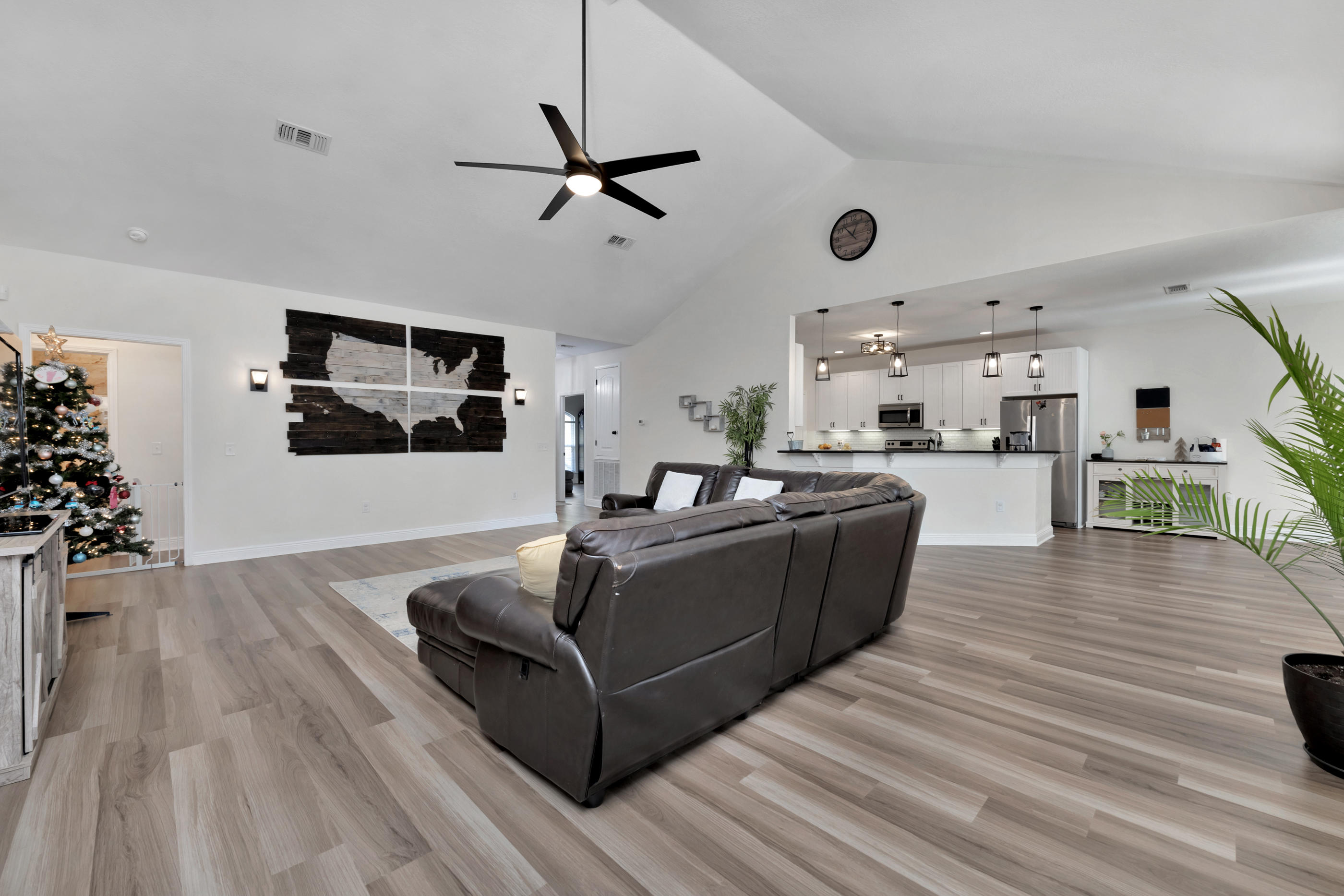 HOLLEY BY THE SEA - Residential