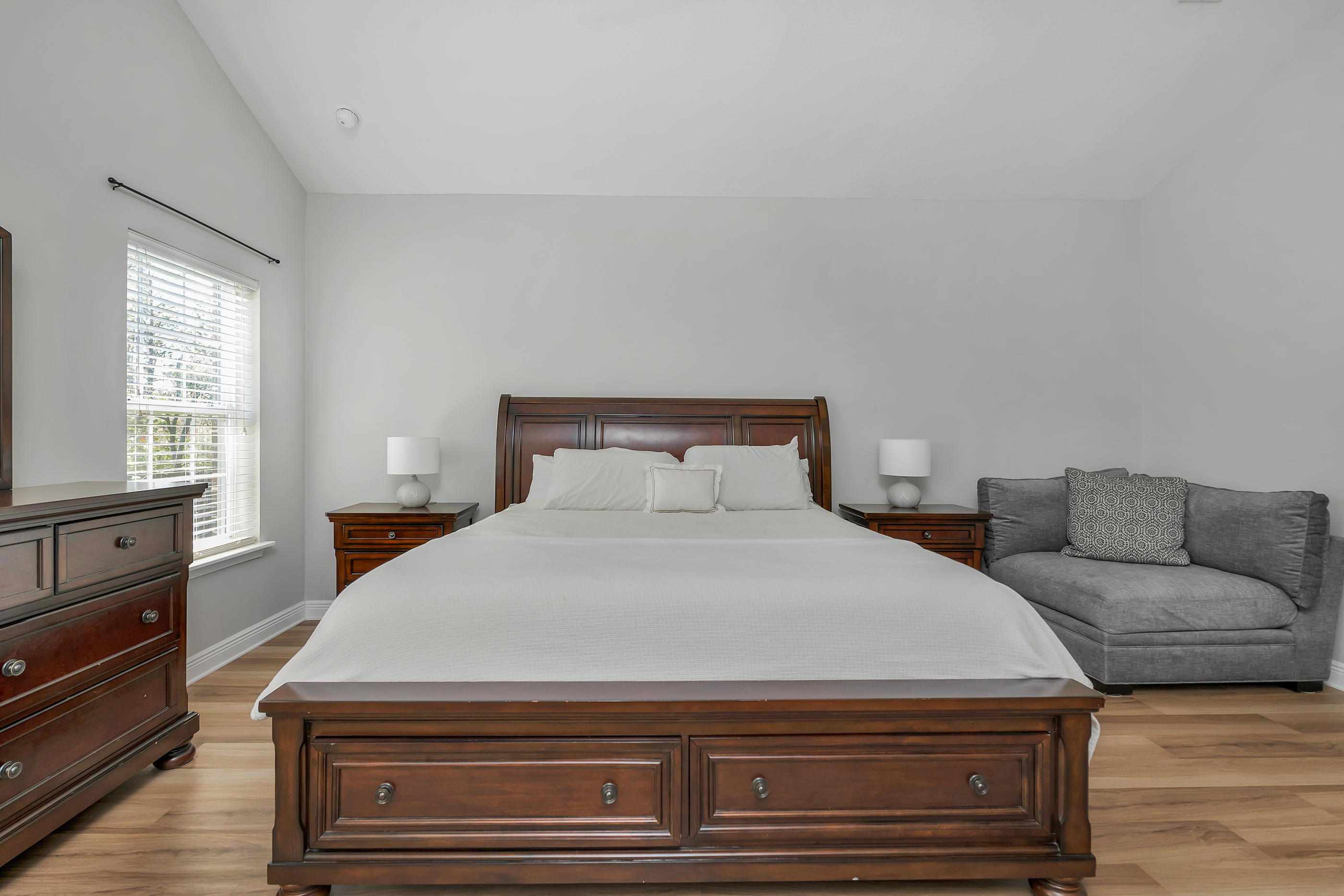 HOLLEY BY THE SEA - Residential