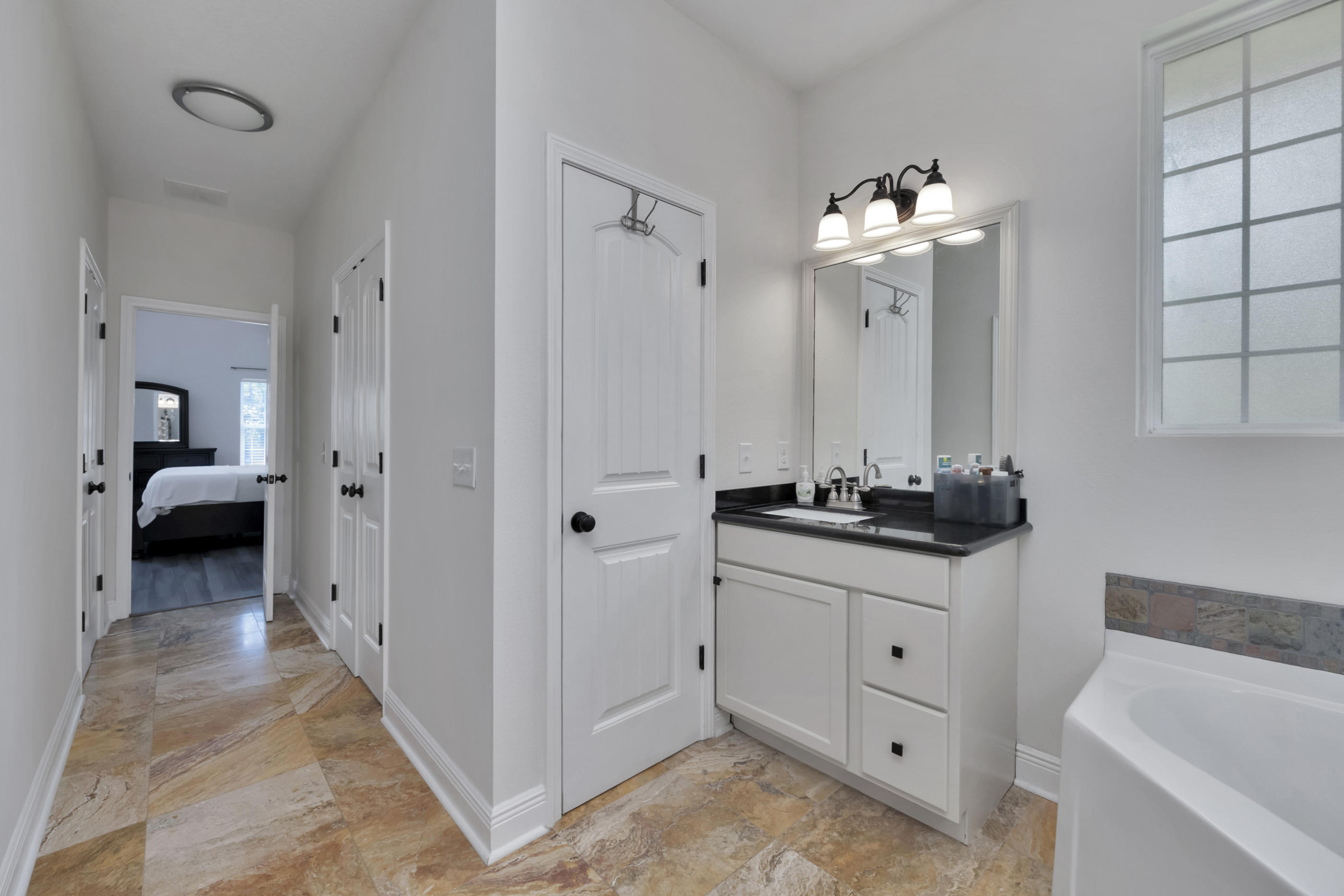 HOLLEY BY THE SEA - Residential