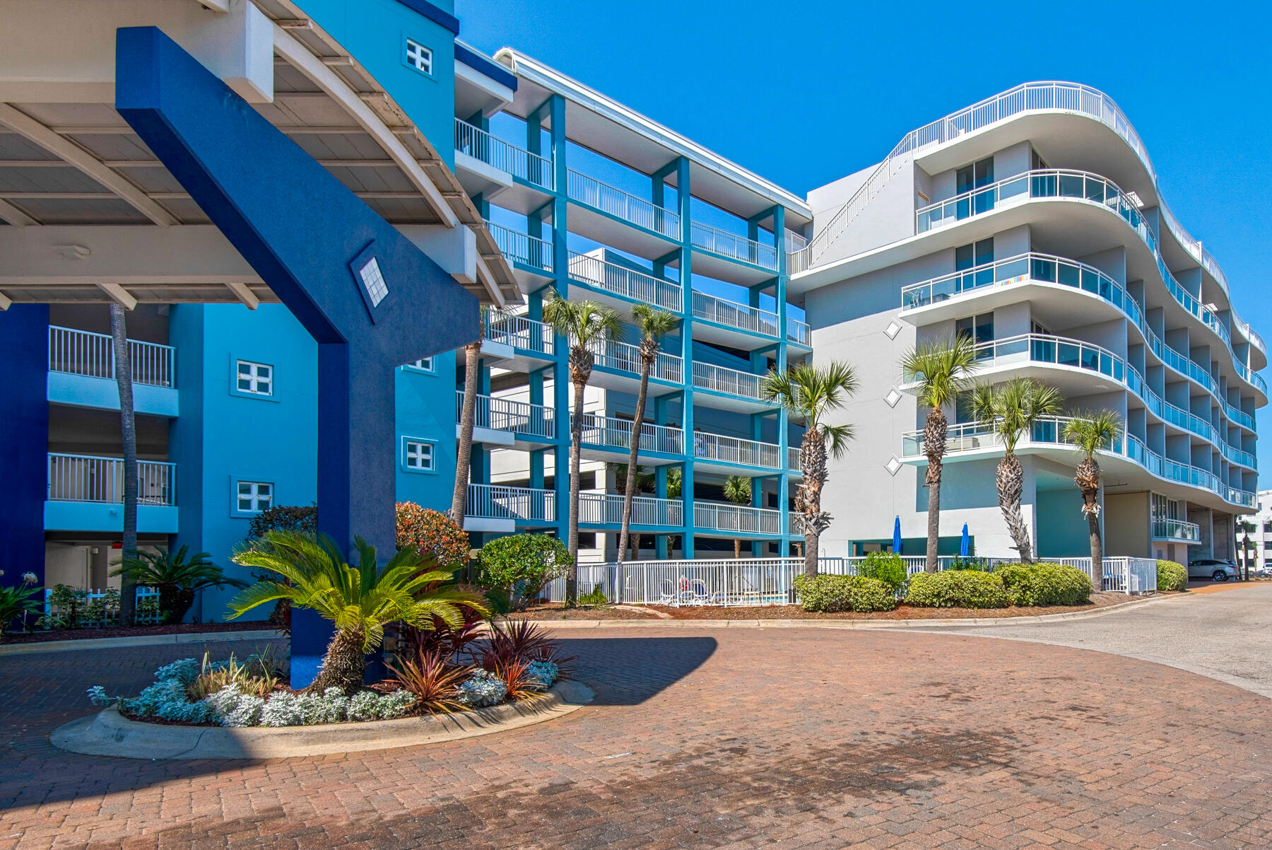 DESTIN WEST BEACH & BAY RESORT-GULFSIDE - Residential
