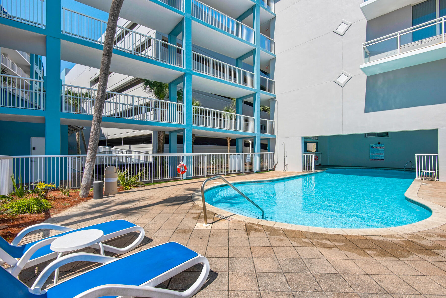DESTIN WEST BEACH & BAY RESORT-GULFSIDE - Residential