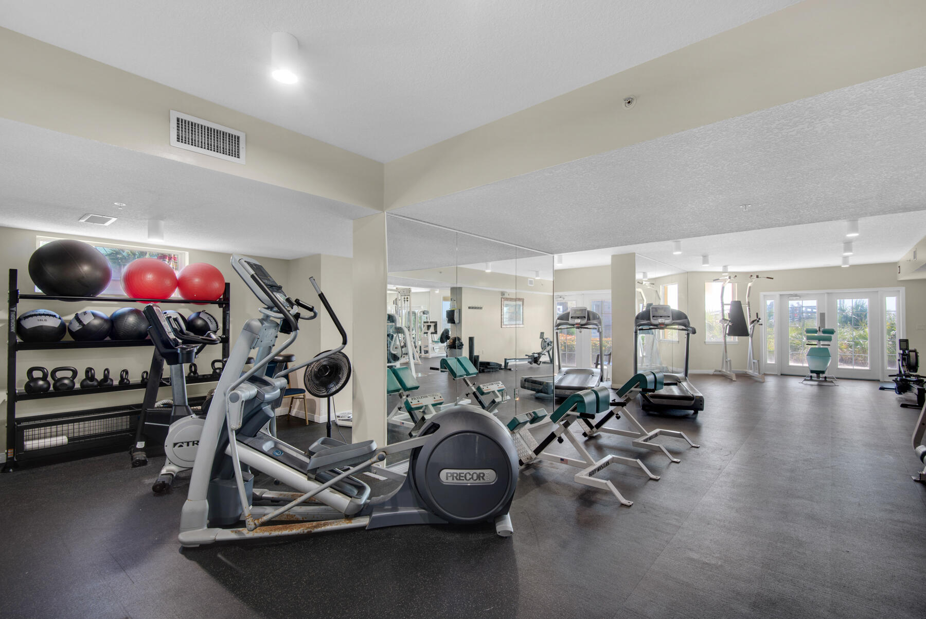 DESTIN WEST BEACH & BAY RESORT-GULFSIDE - Residential