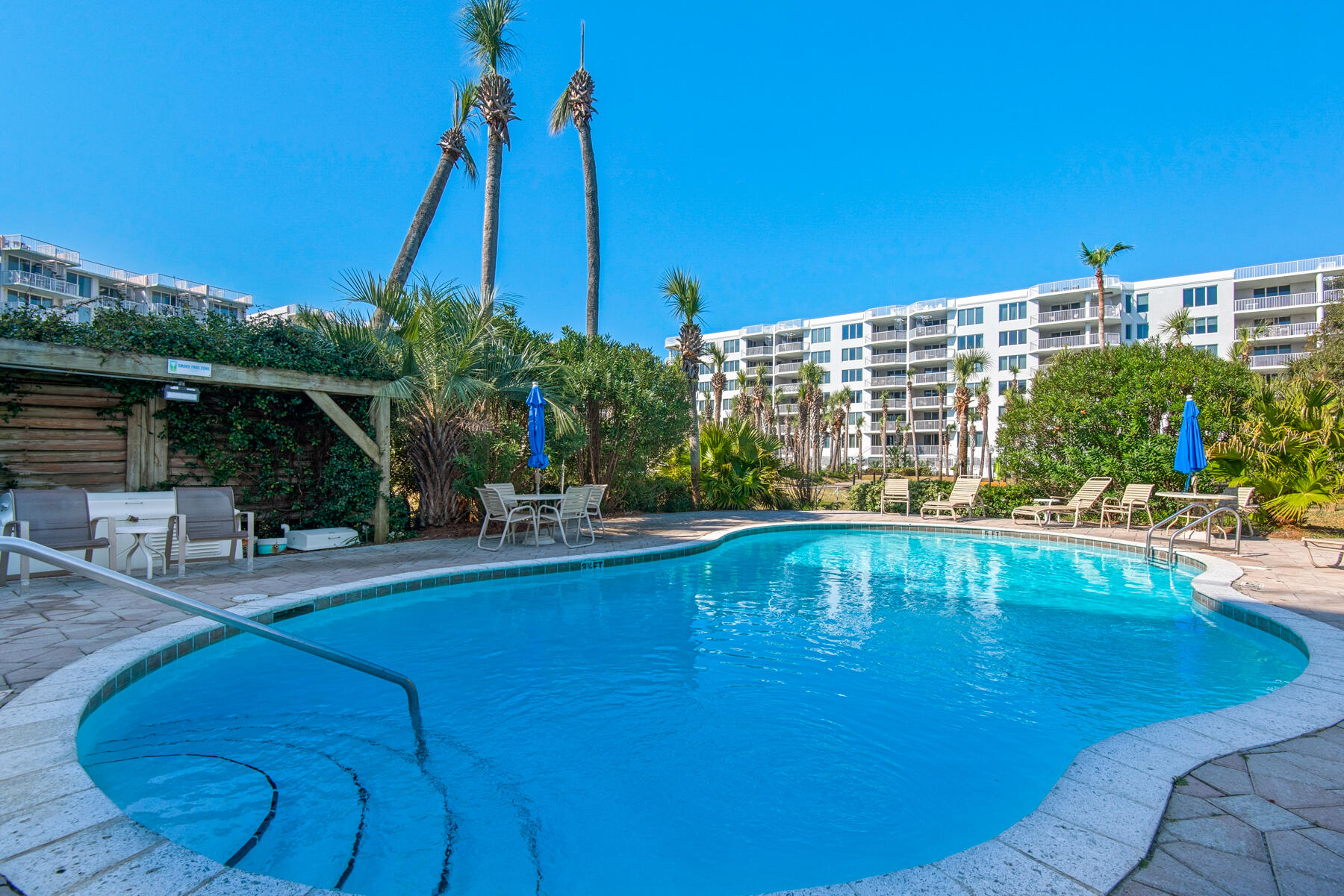 DESTIN WEST BEACH & BAY RESORT-GULFSIDE - Residential