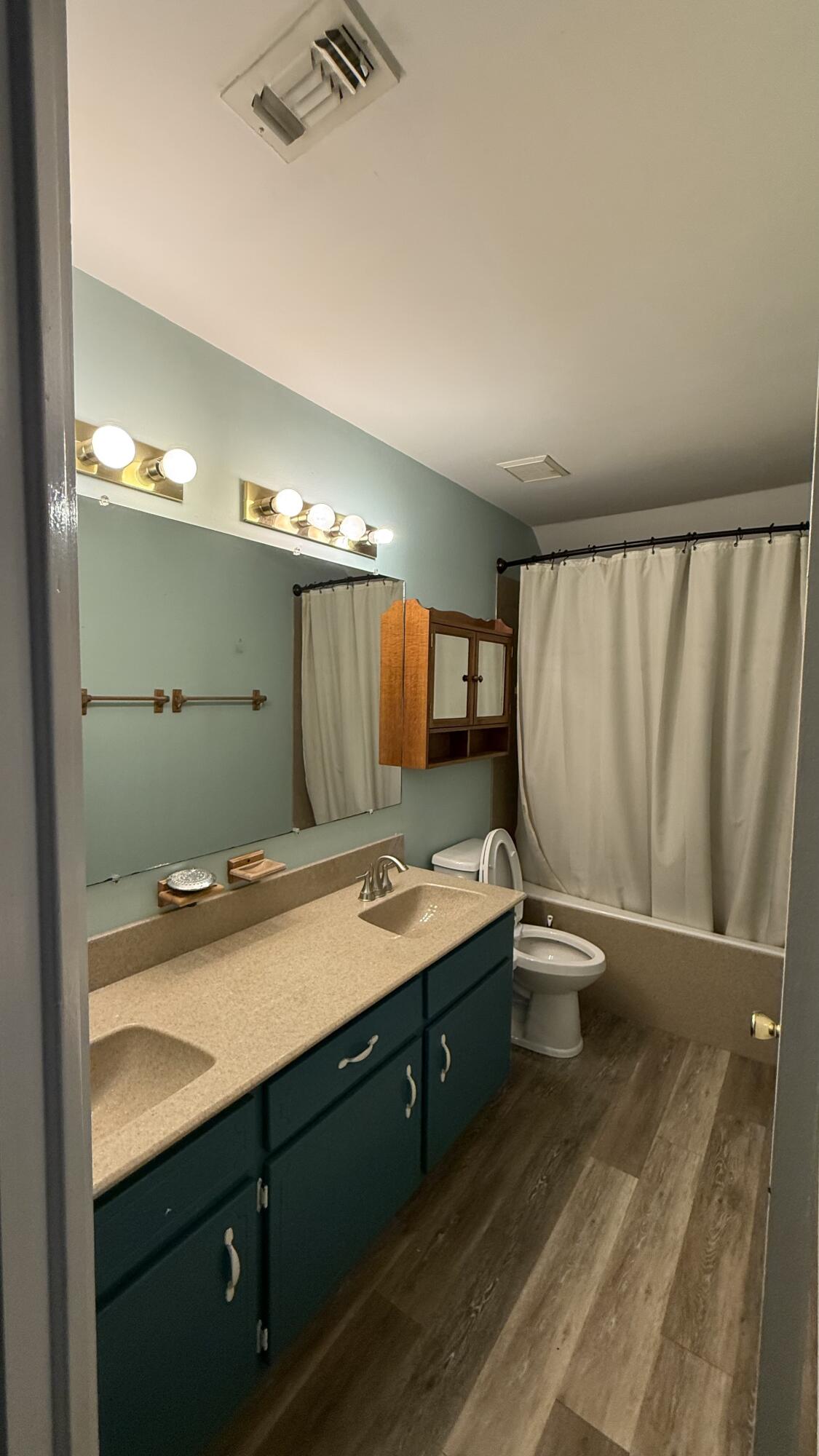BROOKWOOD ESTATES - Residential