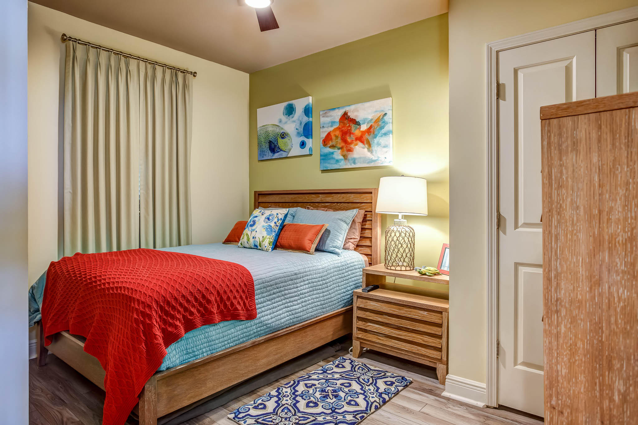 Sterling Breeze - Residential