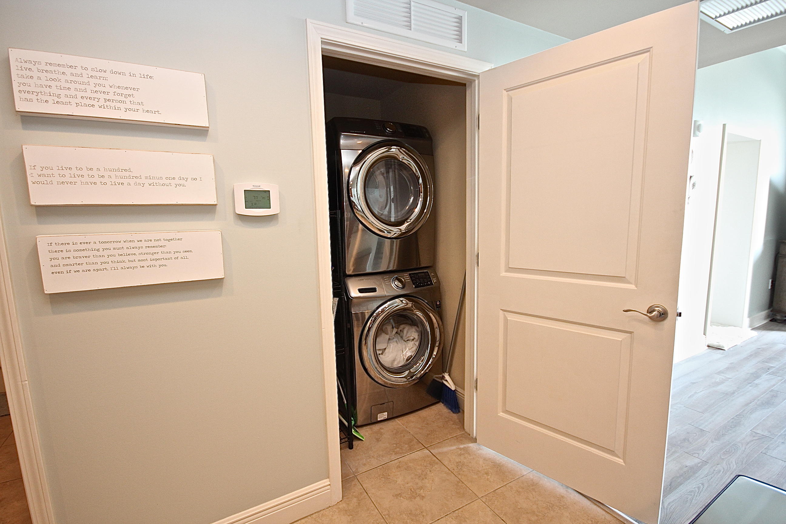 Sterling Breeze - Residential