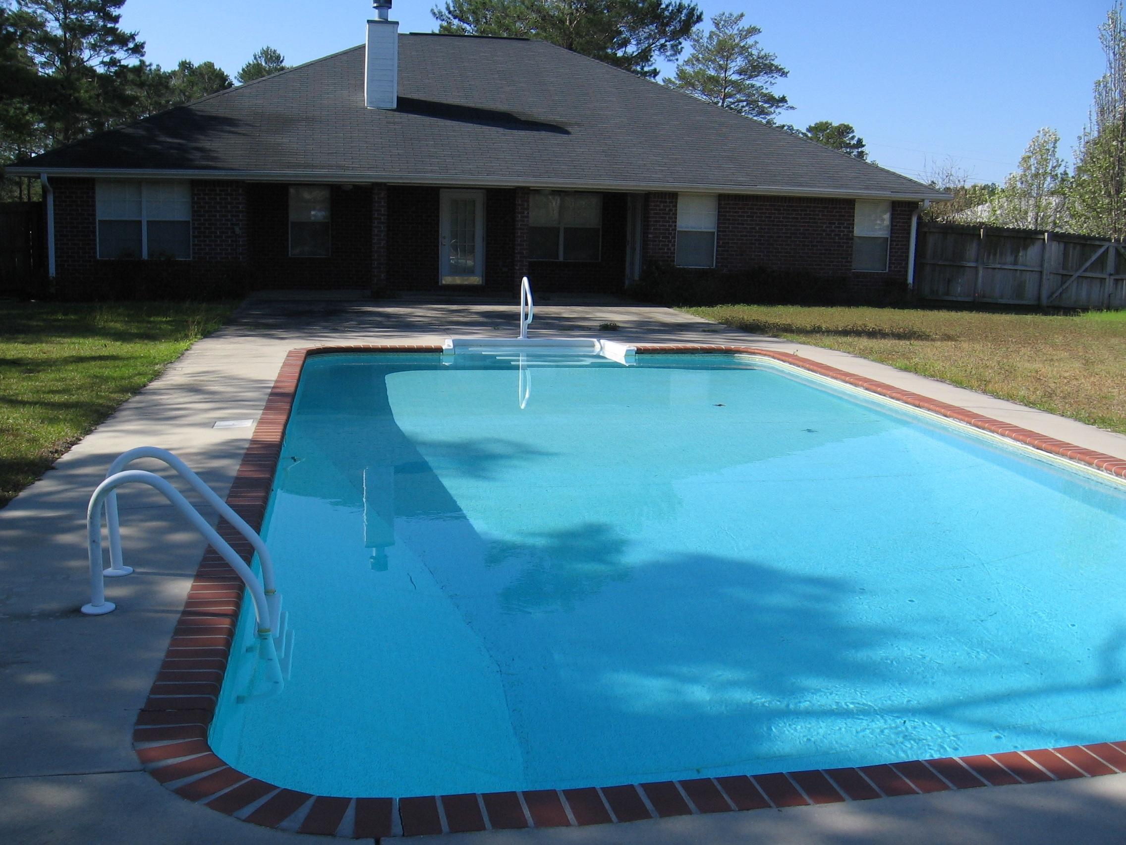 MT OLIVE ESTATES - Residential Lease