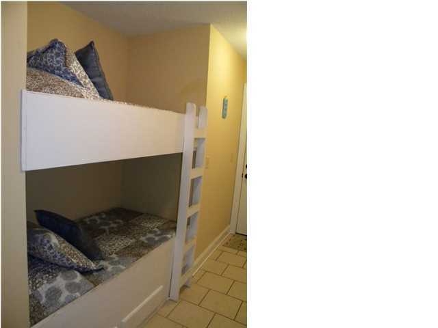 INLET DUNES CONDO PH 1 - Residential