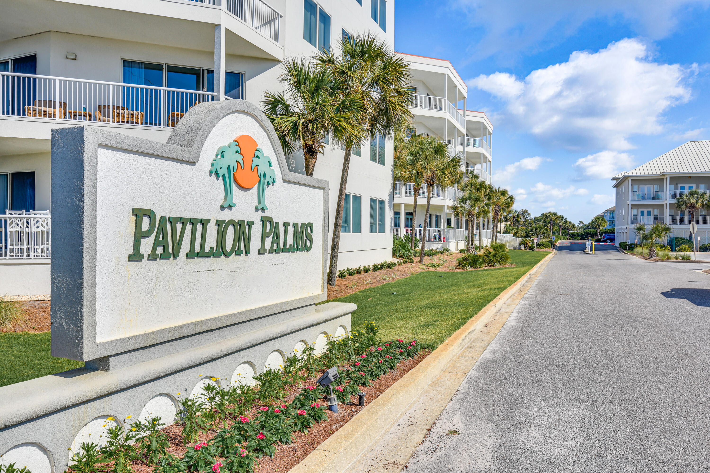 PAVILION PALMS - Residential