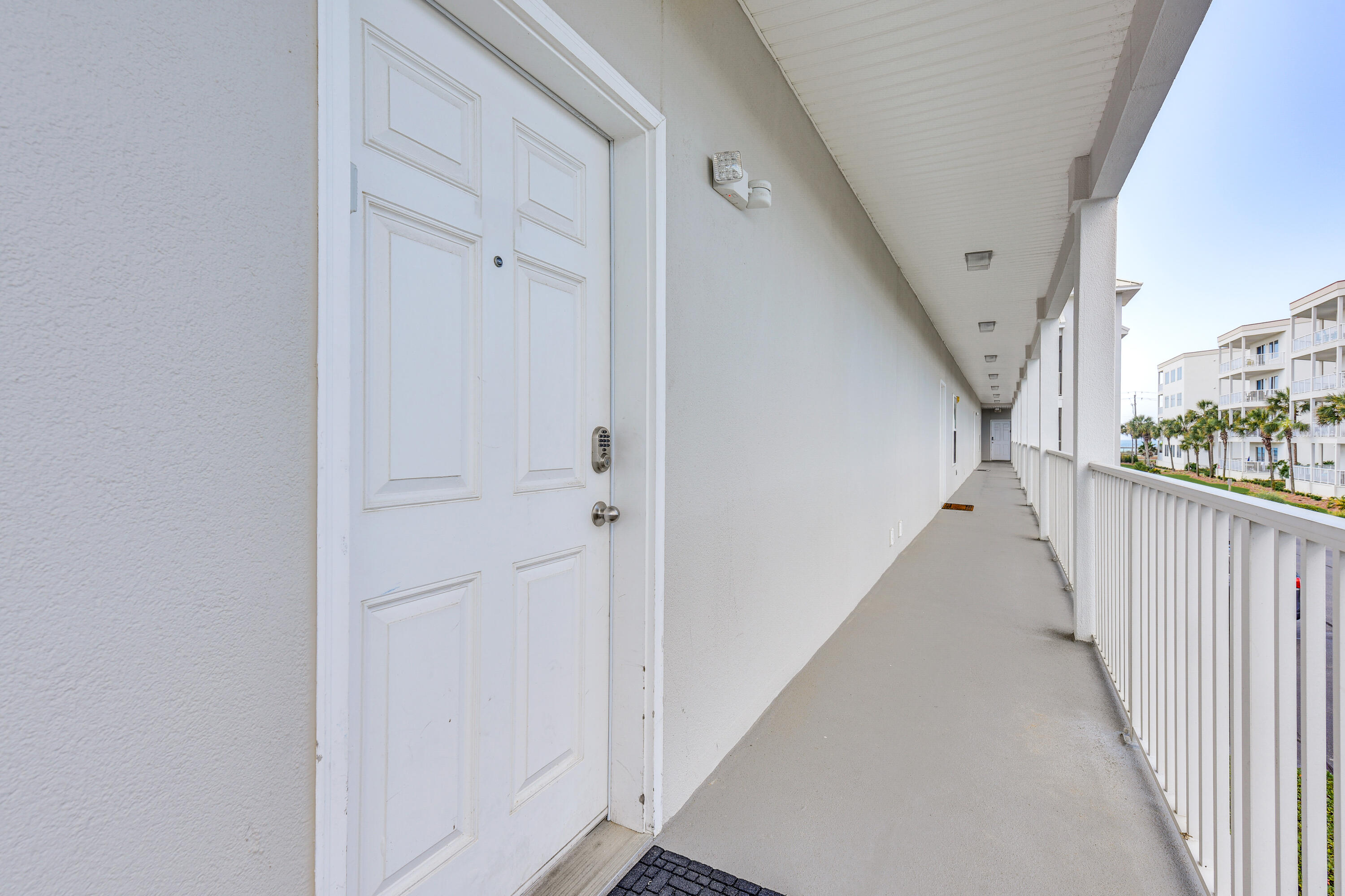 PAVILION PALMS - Residential