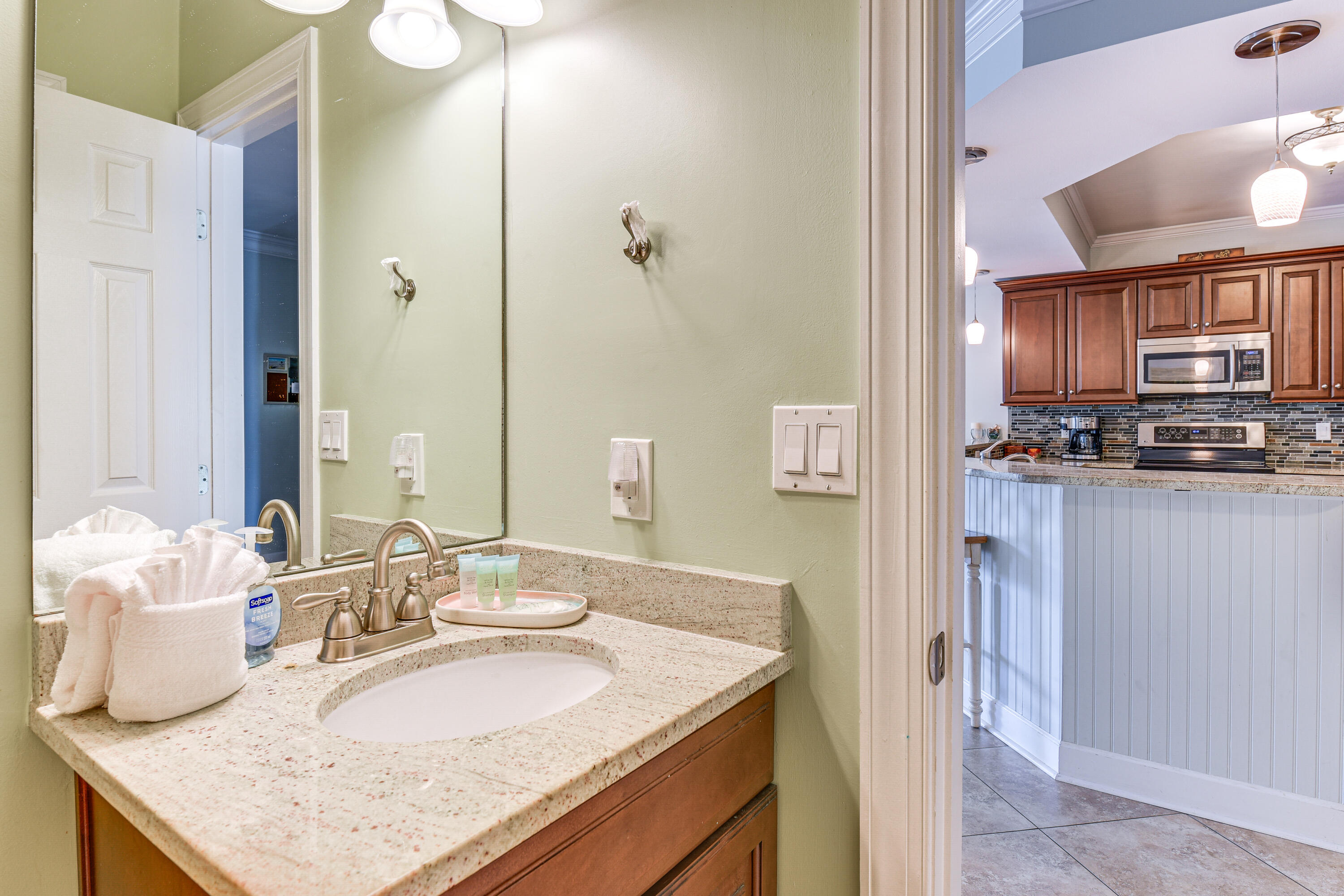 PAVILION PALMS - Residential