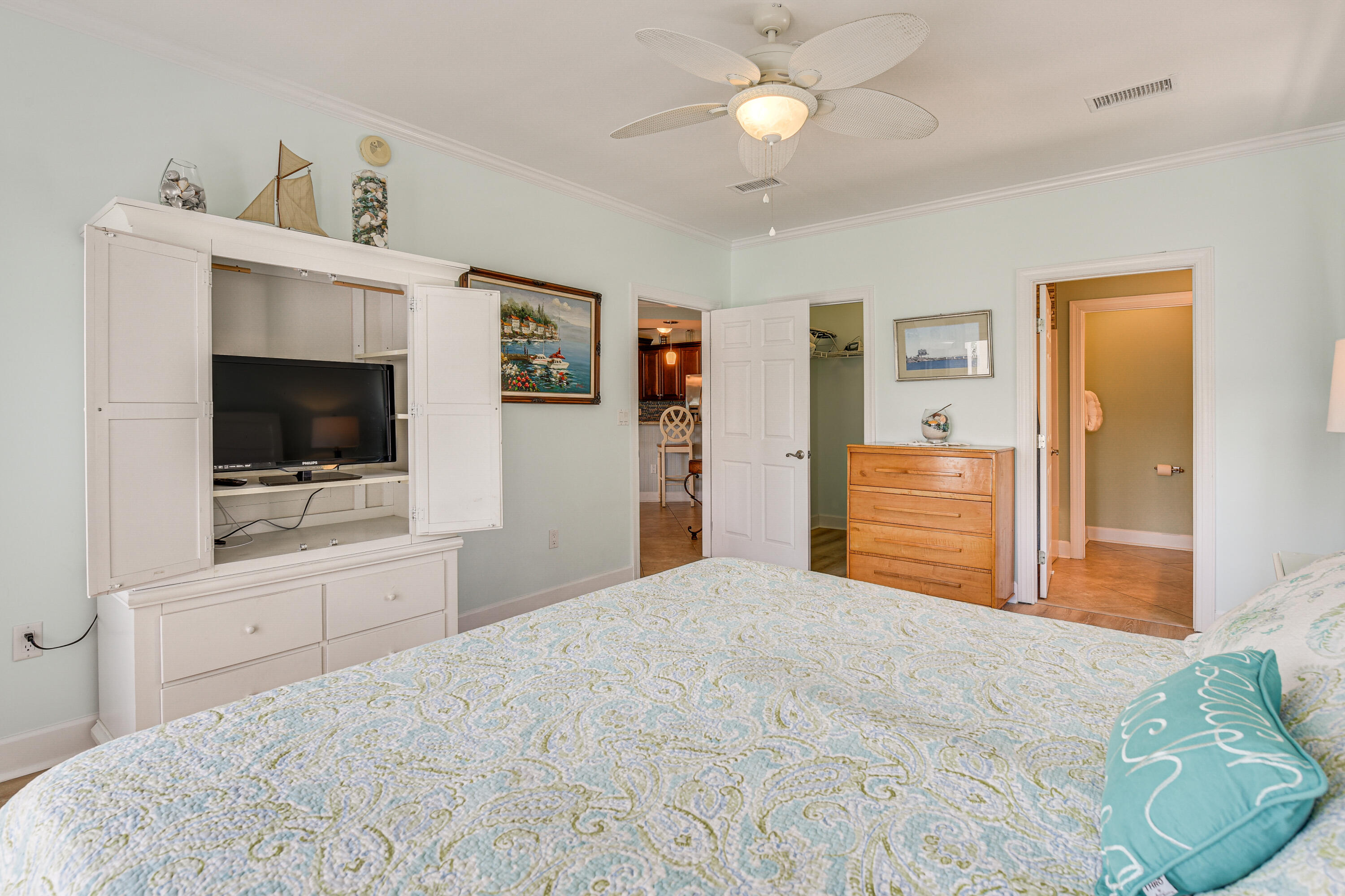 PAVILION PALMS - Residential