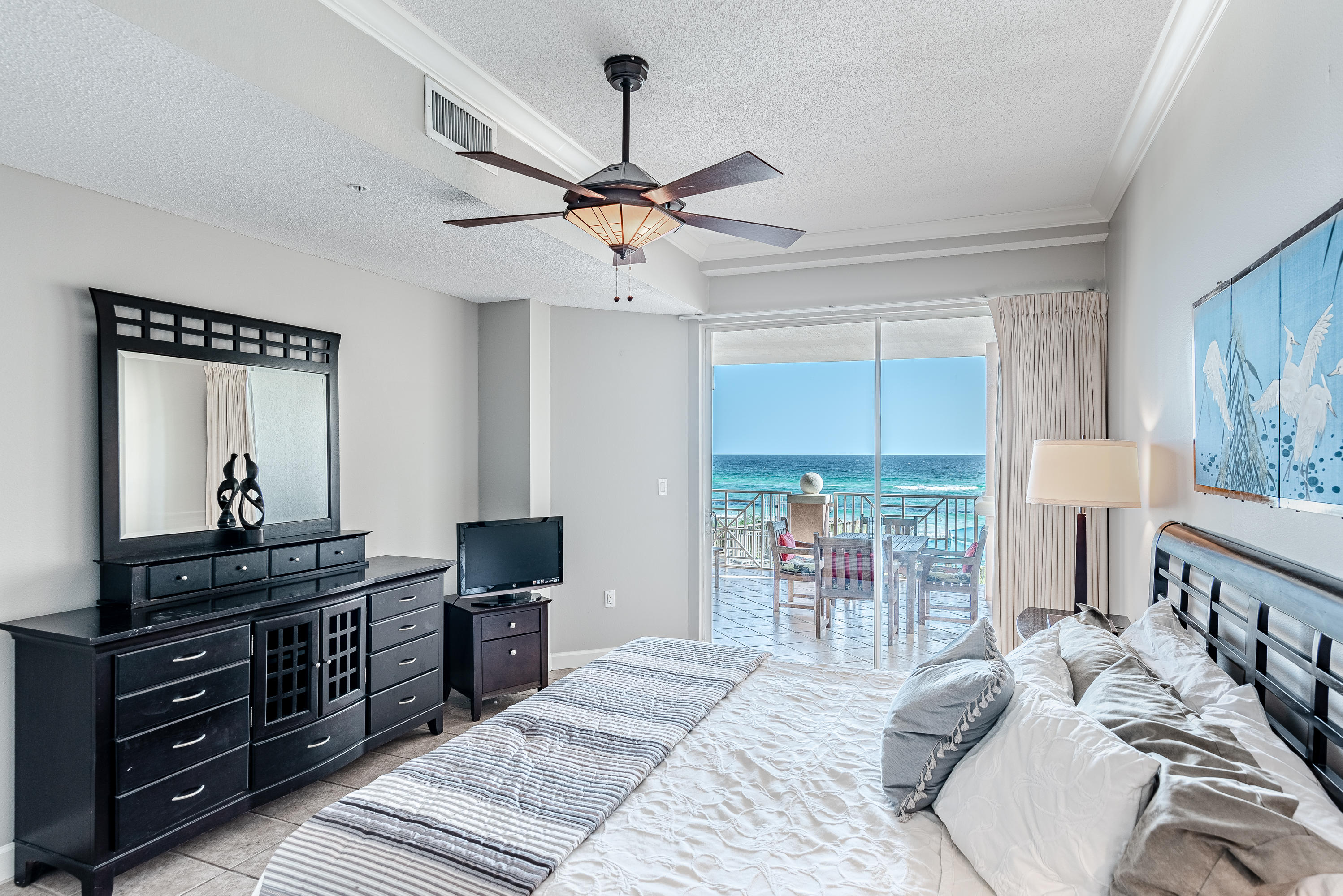 INN AT BLUE MOUNTAIN BEACH - Residential