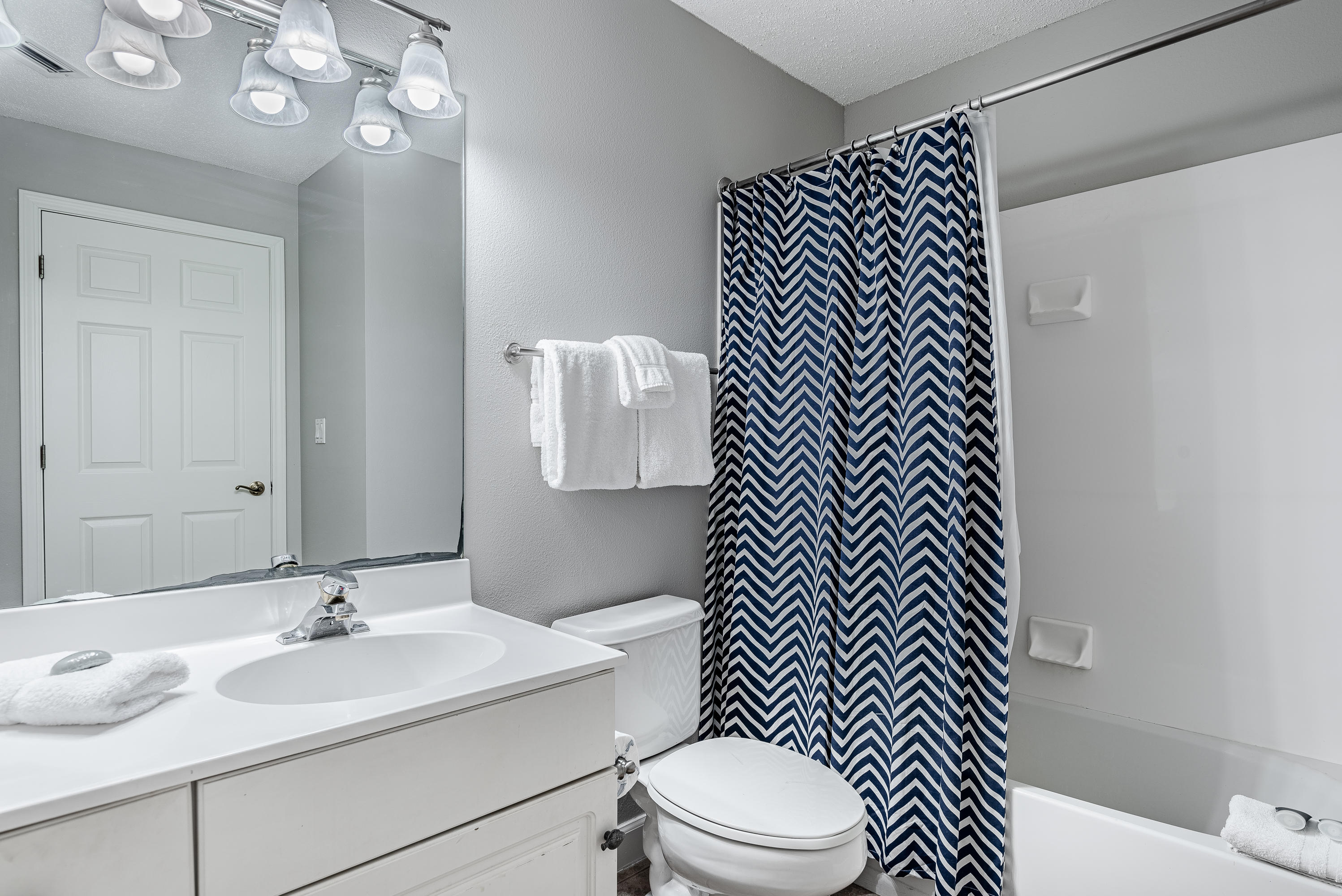 INN AT BLUE MOUNTAIN BEACH - Residential