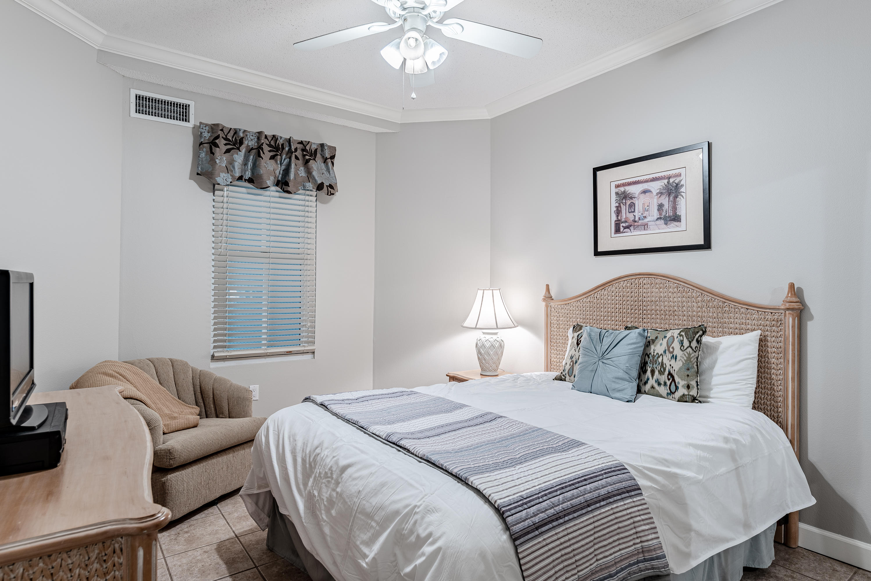 INN AT BLUE MOUNTAIN BEACH - Residential