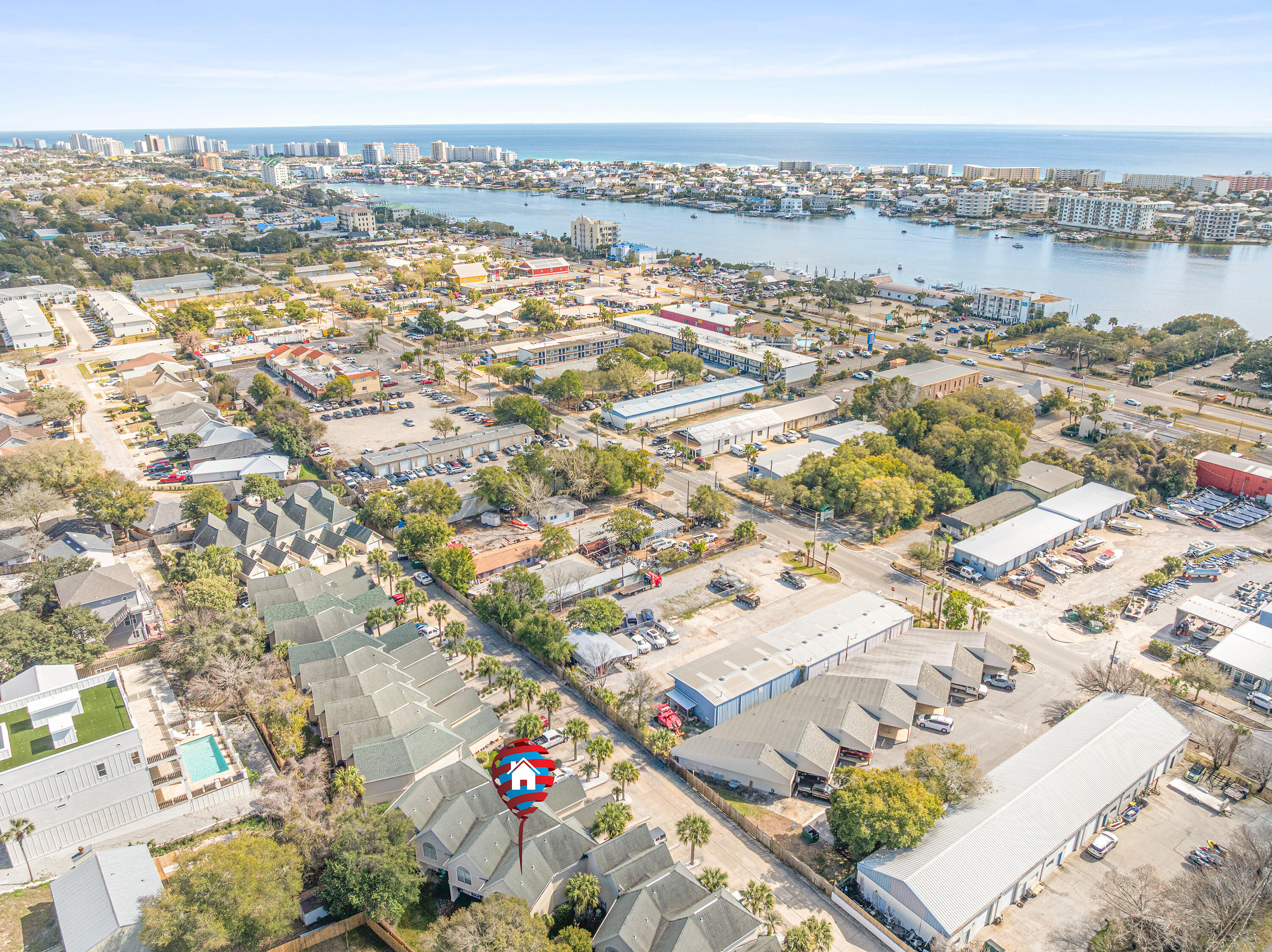 PELICAN PLACE T/H EAST LOT 3 - Residential