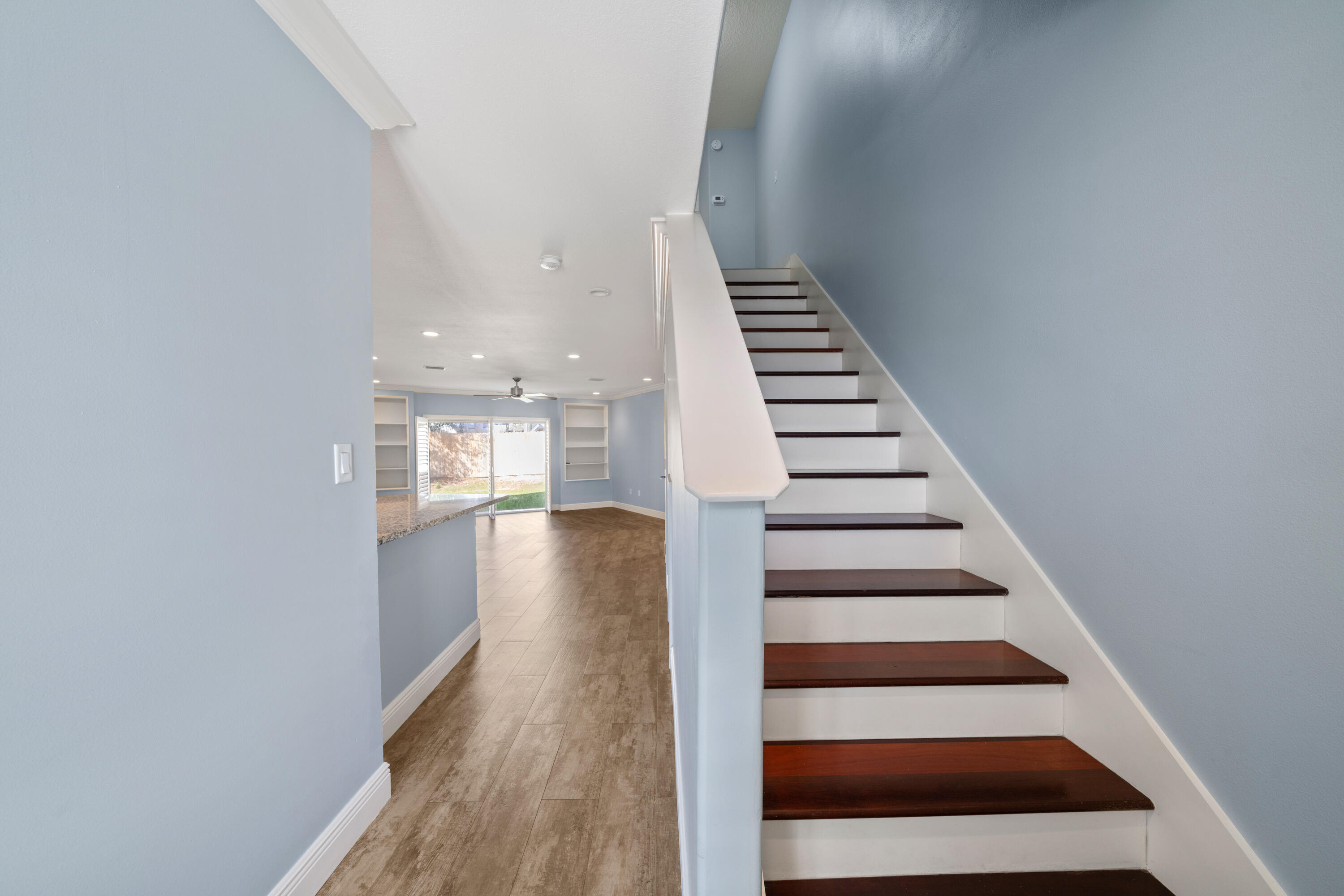 PELICAN PLACE T/H EAST LOT 3 - Residential