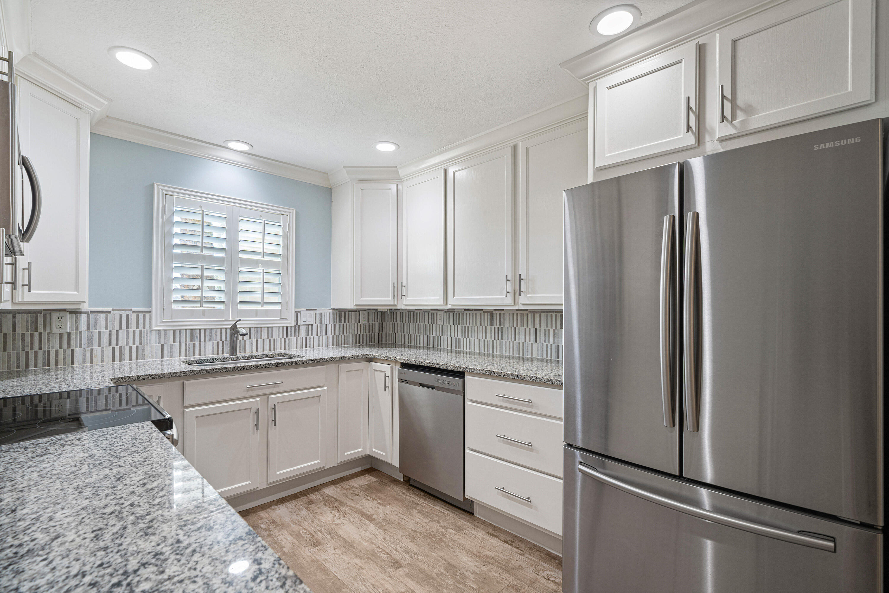 PELICAN PLACE T/H EAST LOT 3 - Residential