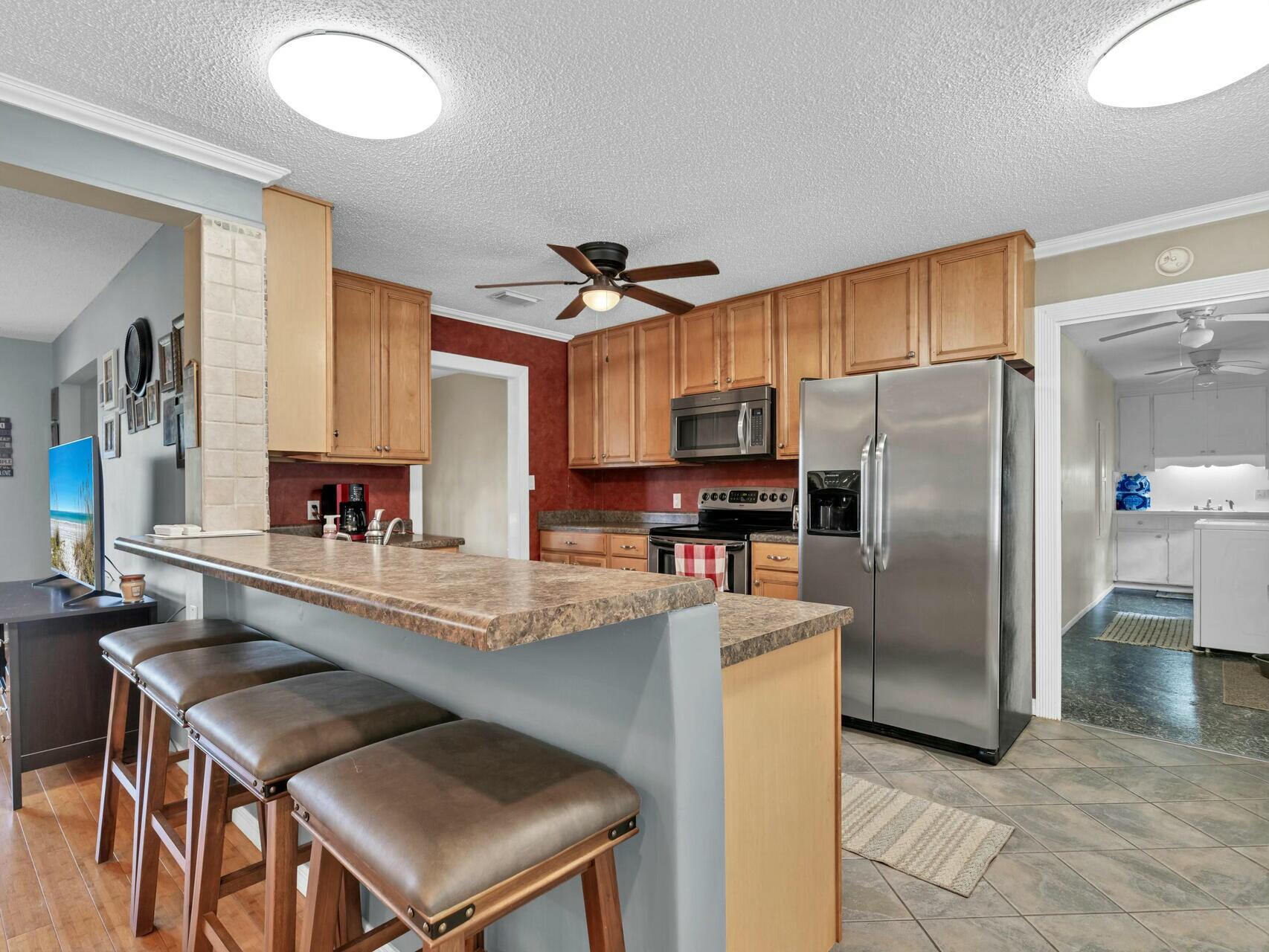 TEN LAKE ESTATES UNIT 3 - Residential