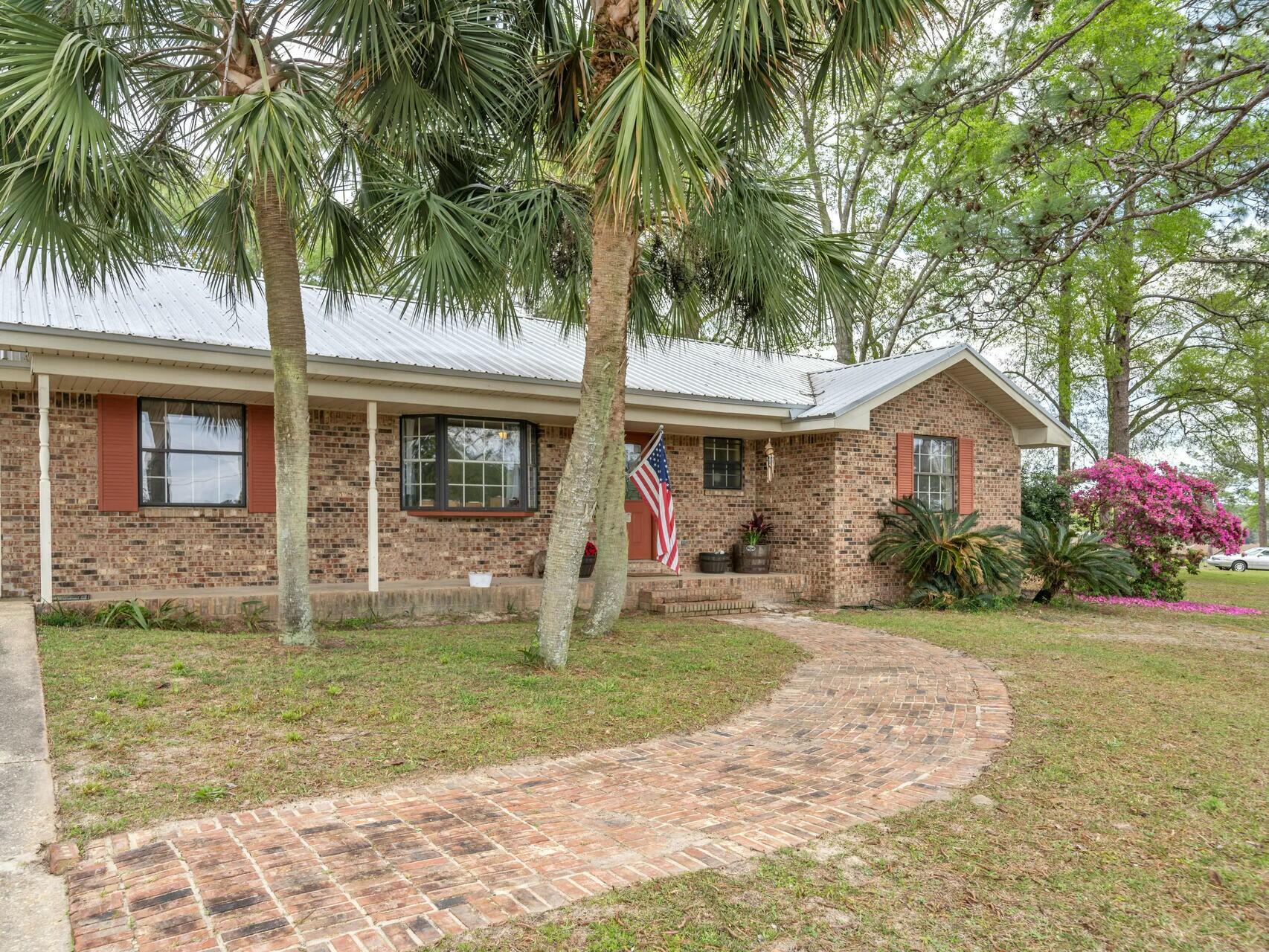 TEN LAKE ESTATES UNIT 3 - Residential