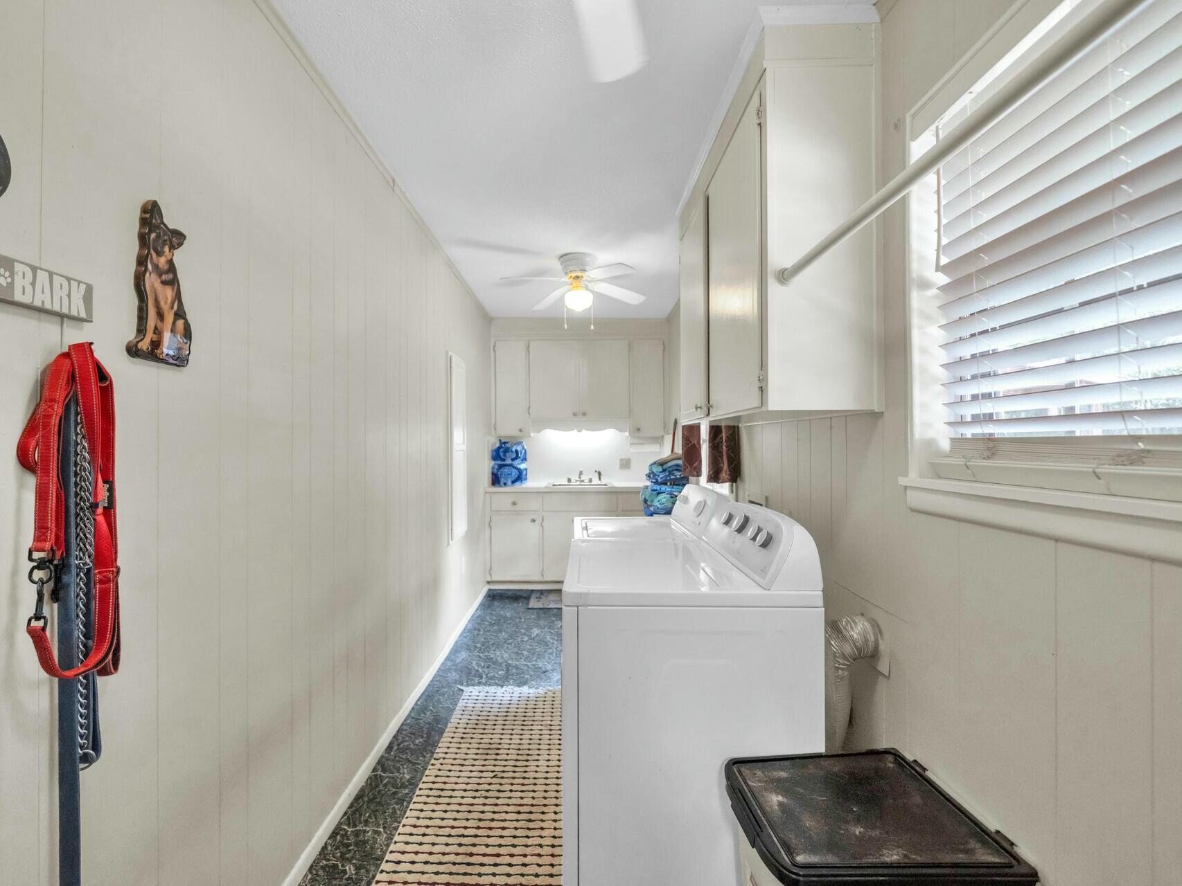 TEN LAKE ESTATES UNIT 3 - Residential