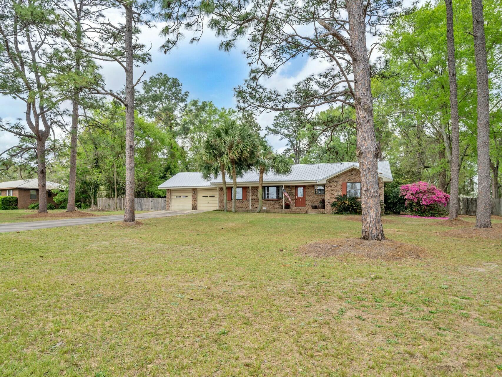 TEN LAKE ESTATES UNIT 3 - Residential