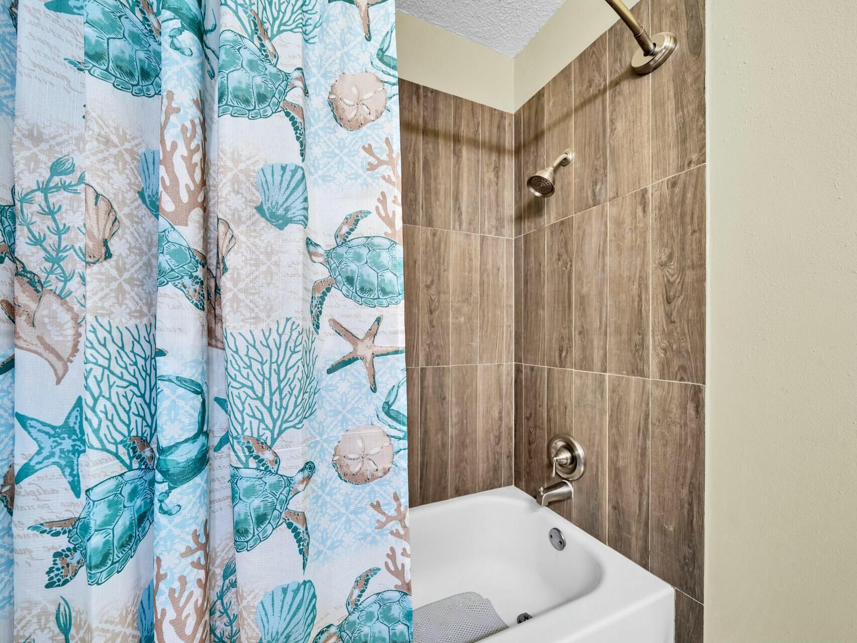 TEN LAKE ESTATES UNIT 3 - Residential