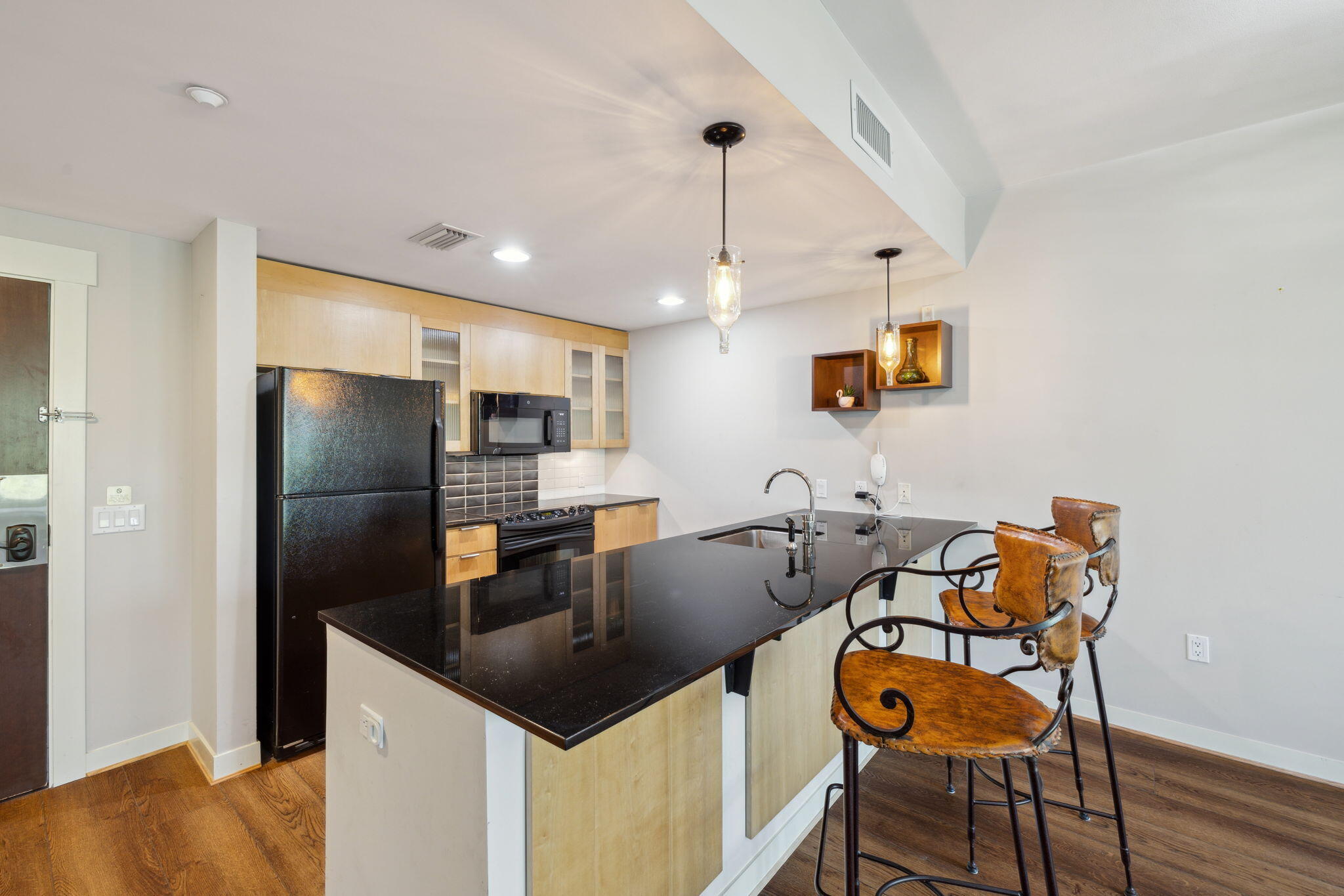 BAHIA CONDO - Residential
