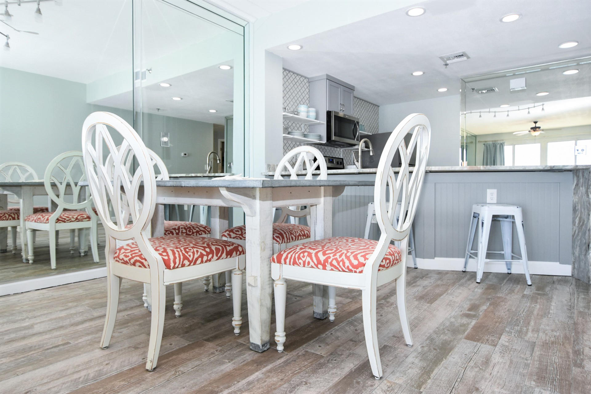 STERLING SANDS CONDO - Residential