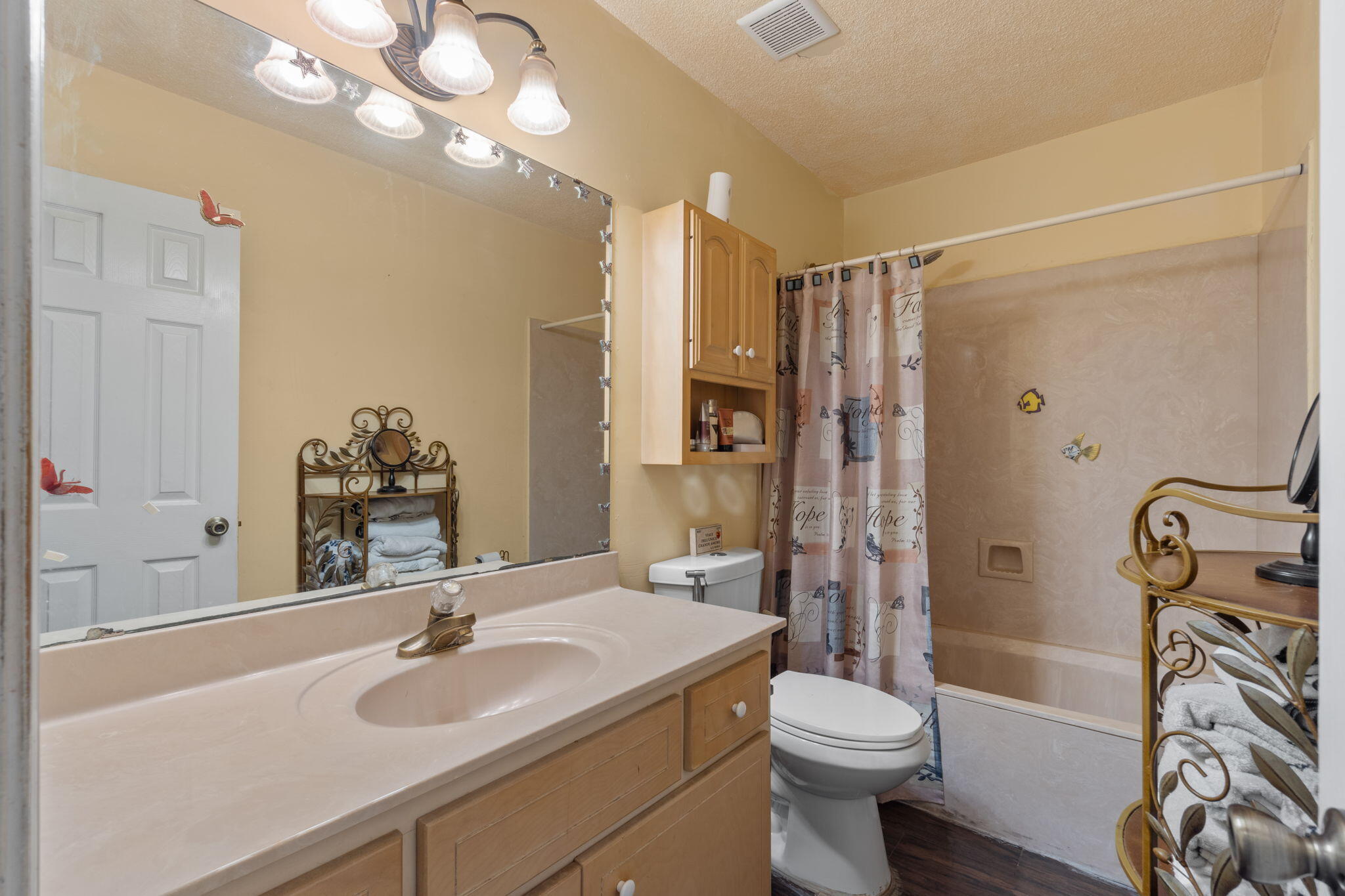 HARBOR BREEZE 1ST ADDN - Residential