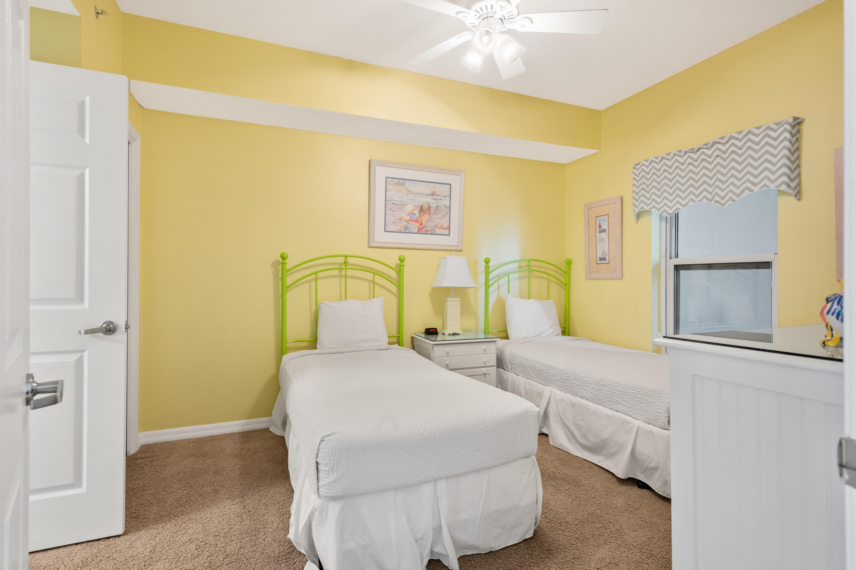 SUMMERWIND CONDOS - Residential
