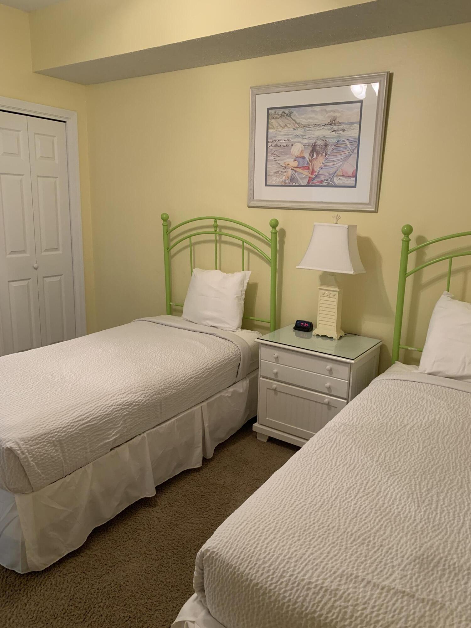 SUMMERWIND CONDOS - Residential