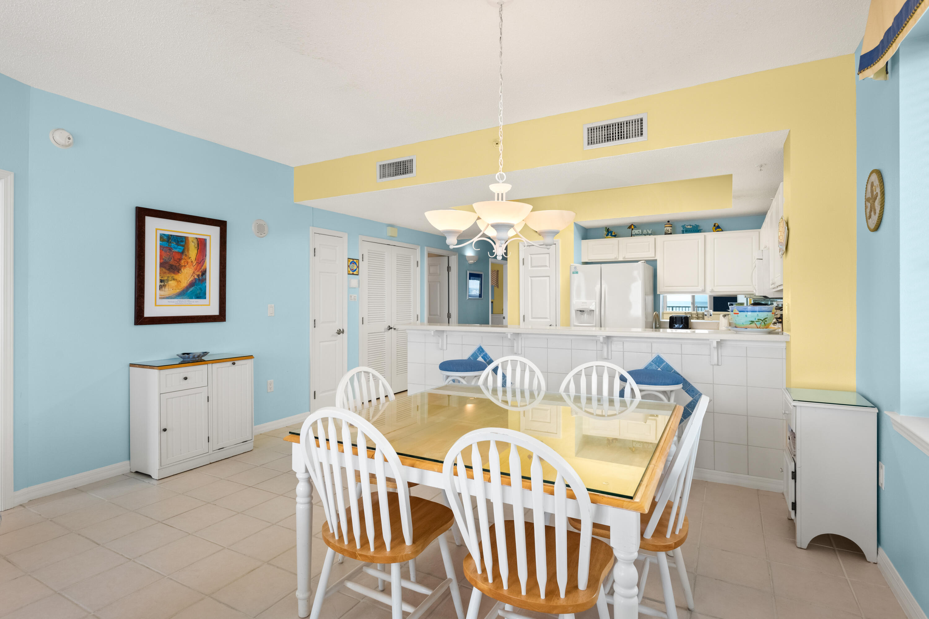 SUMMERWIND CONDOS - Residential