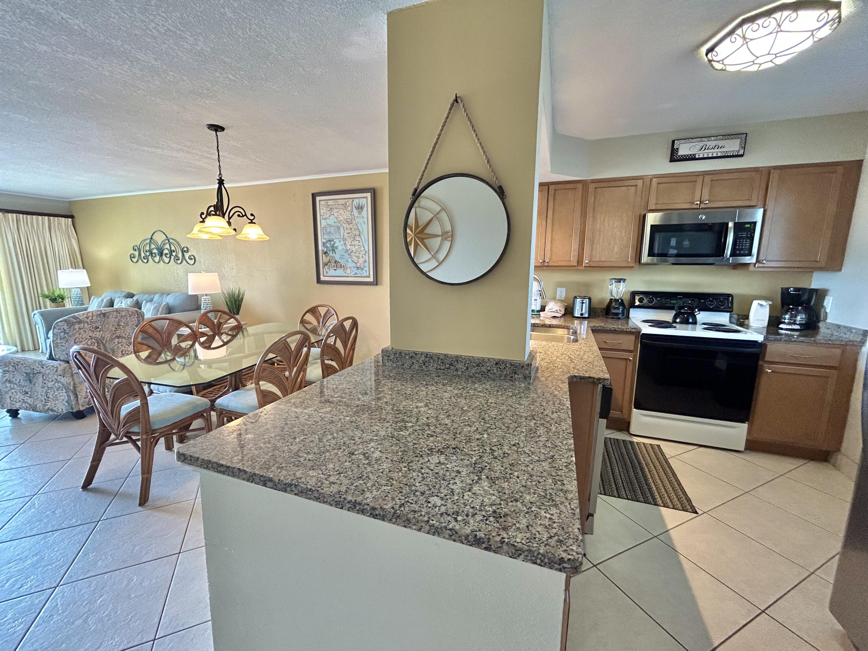 ISLANDER CONDO PH 2 - Residential