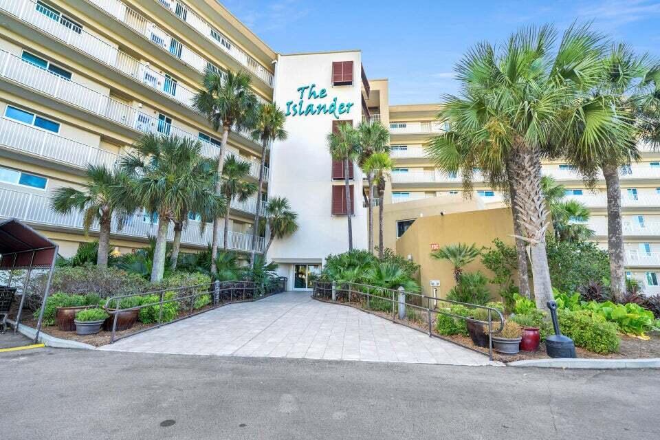ISLANDER CONDO PH 2 - Residential