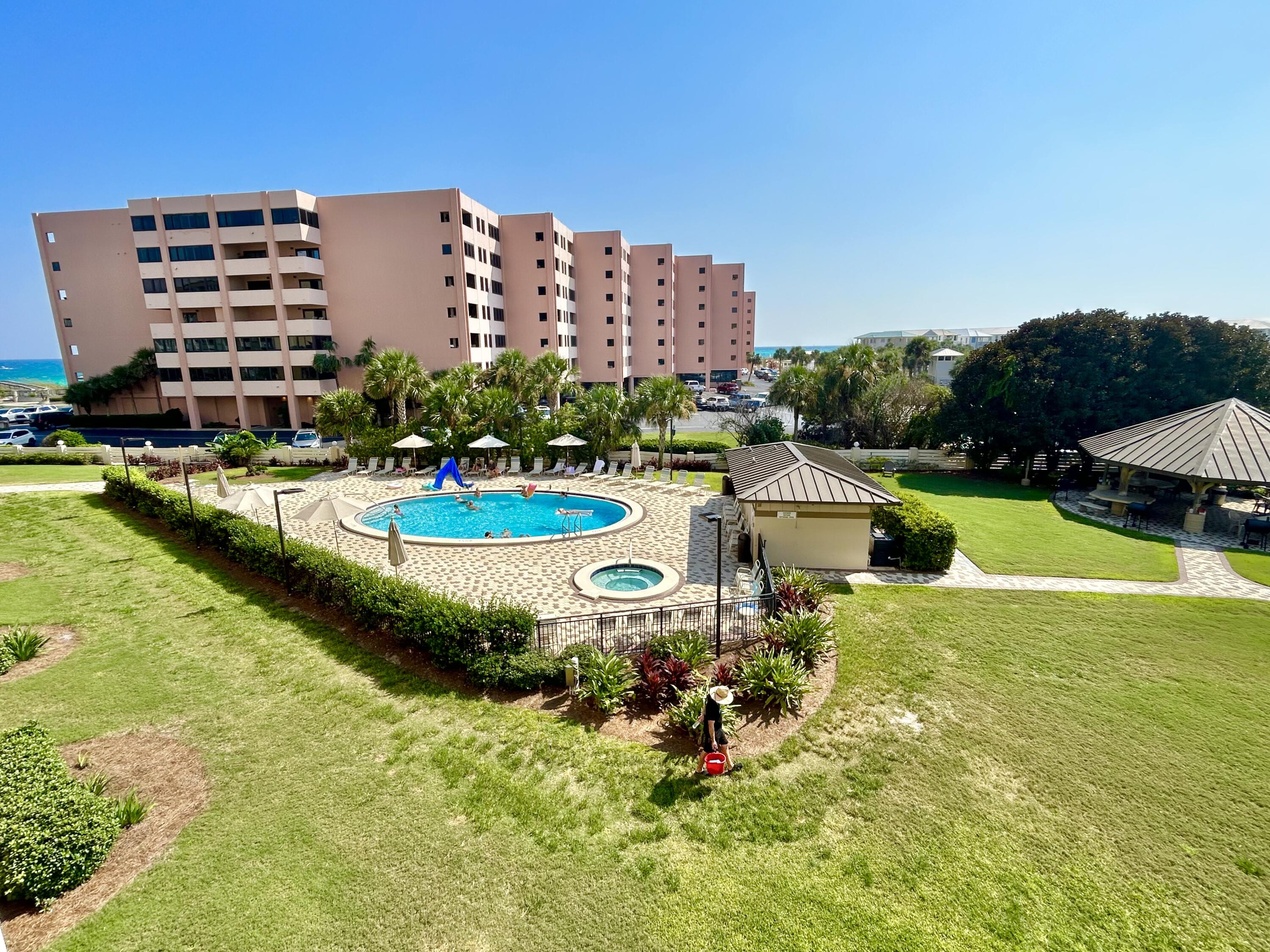ISLANDER CONDO PH 2 - Residential