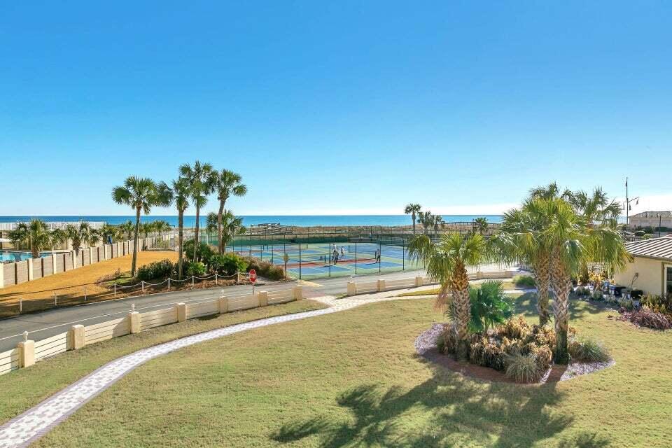 ISLANDER CONDO PH 2 - Residential