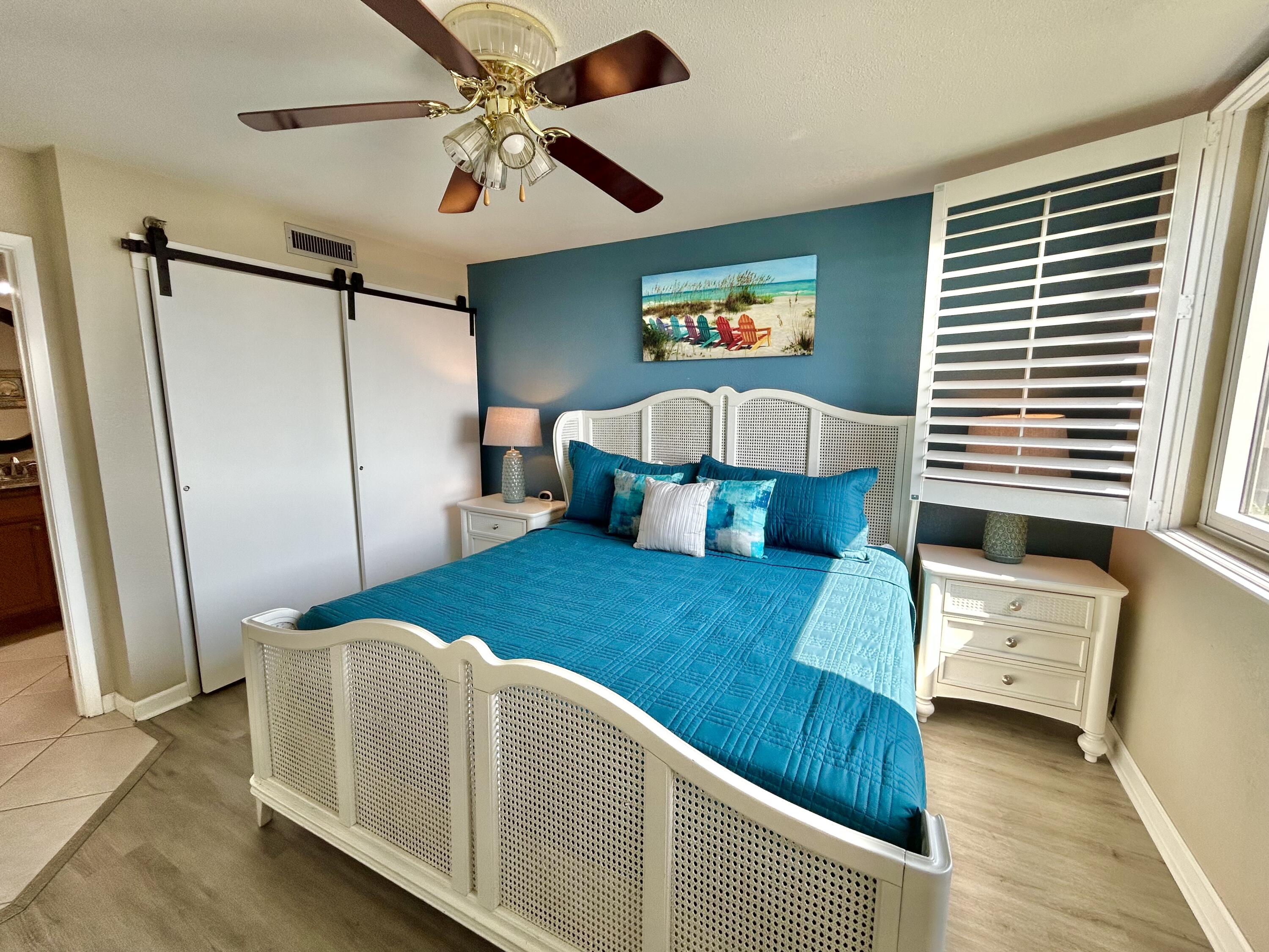 ISLANDER CONDO PH 2 - Residential