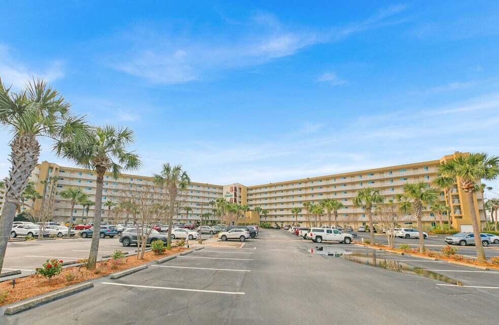 ISLANDER CONDO PH 2 - Residential
