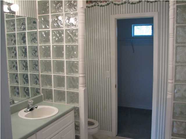 WILSON SQUARE T/H - Residential Lease