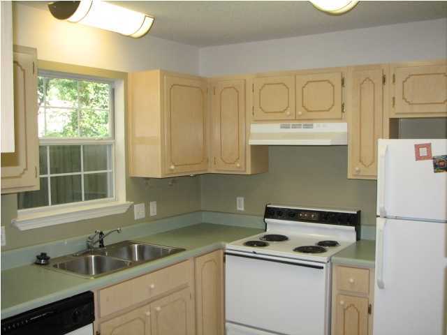 WILSON SQUARE T/H - Residential Lease