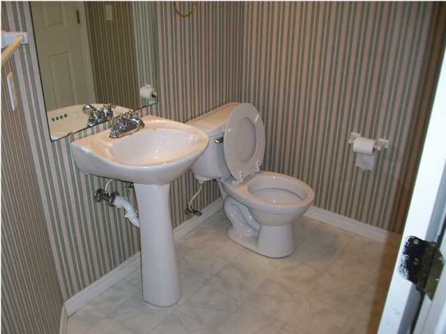 WILSON SQUARE T/H - Residential Lease